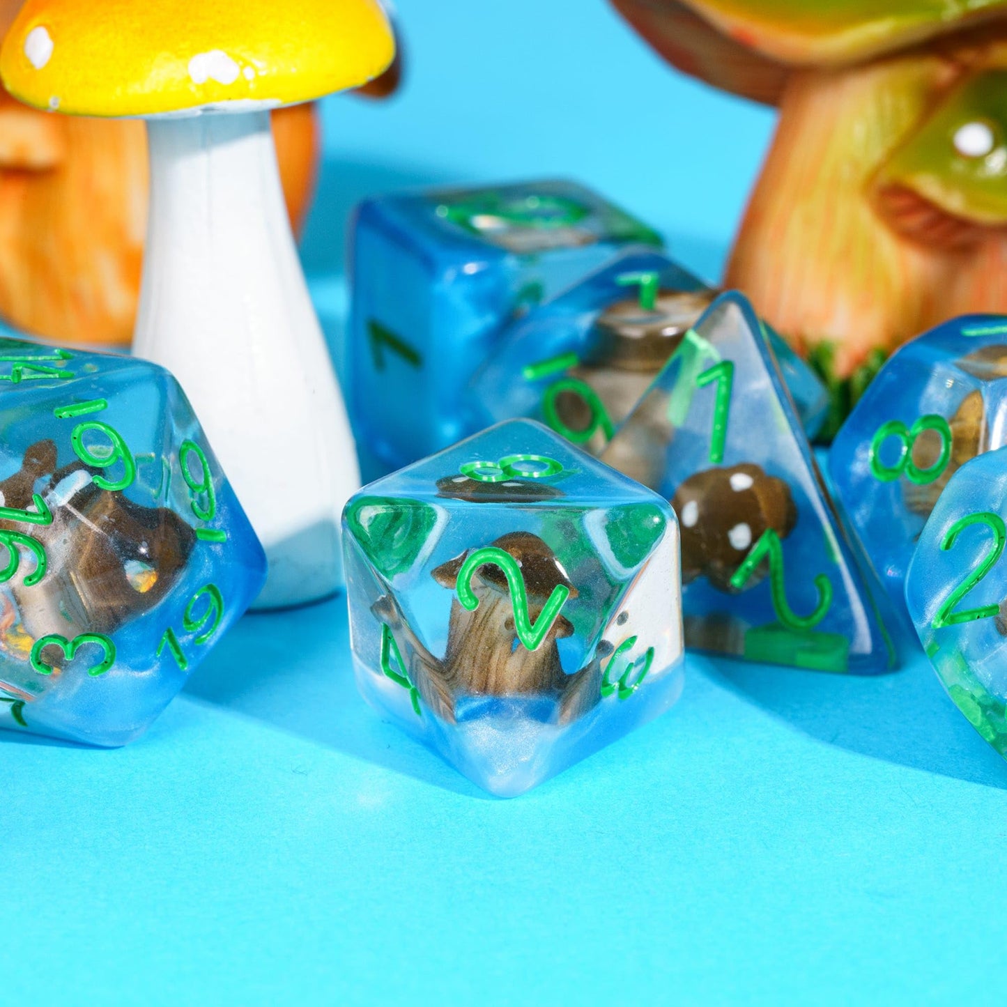 UDIXI 7 Die D&D Polyhedral RPG Dice Mushroom DND Dice Set for Dungeons and Dragons MTG and Other Tabletop Games