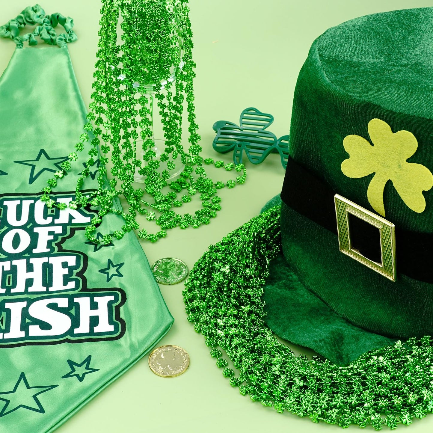 ZZYFGH 24 Pcs Shamrock Necklaces Bulk St Patricks Day Beads Necklace, Plastic Shamrock Necklaces Bulk, 33'' 7mm Green Clover-Sha