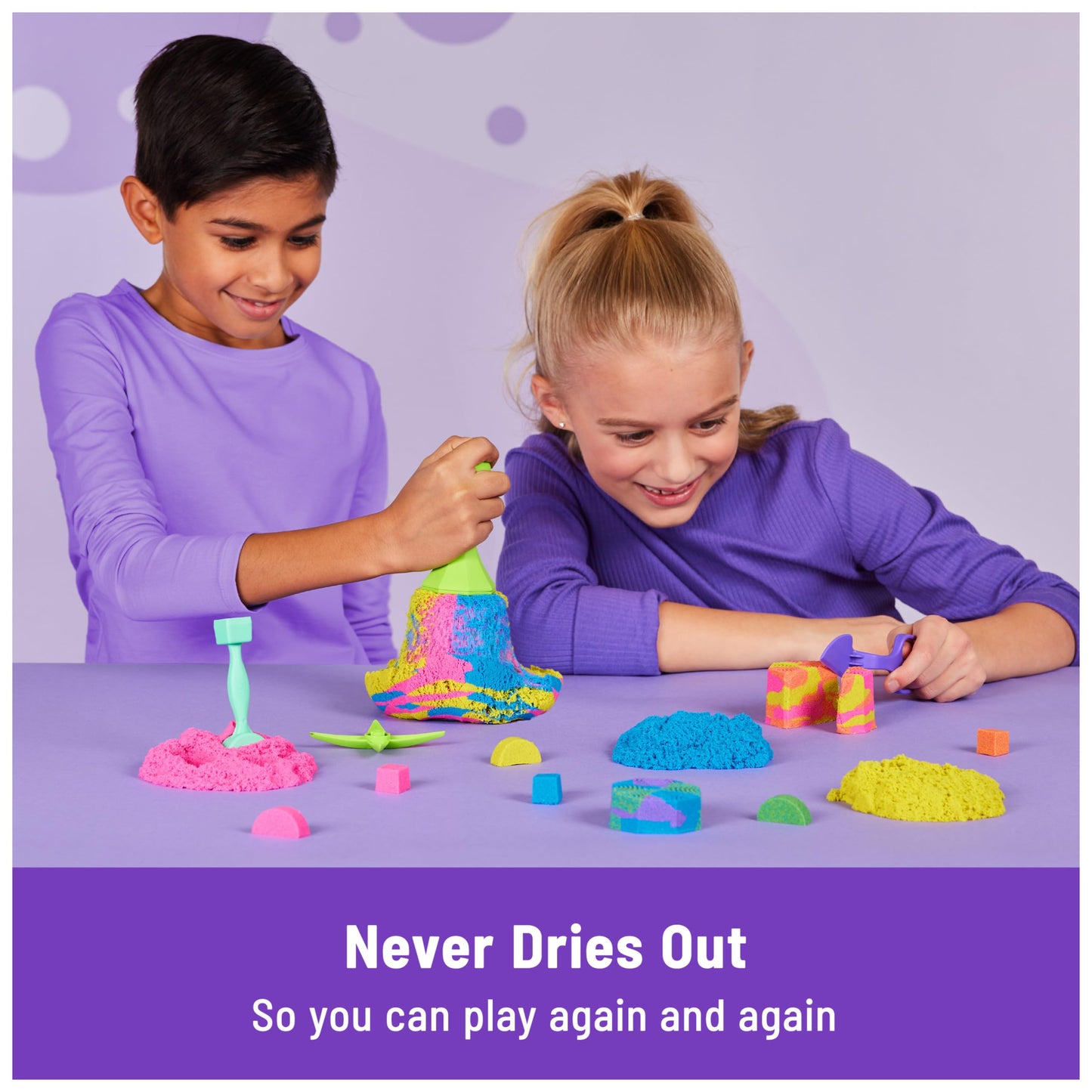 Kinetic Sand Squish N’ Create Playset, 13.5oz Blue, Yellow & Pink, 5 Tools, Sensory Toys for Kids Ages 3+, Model 6065527