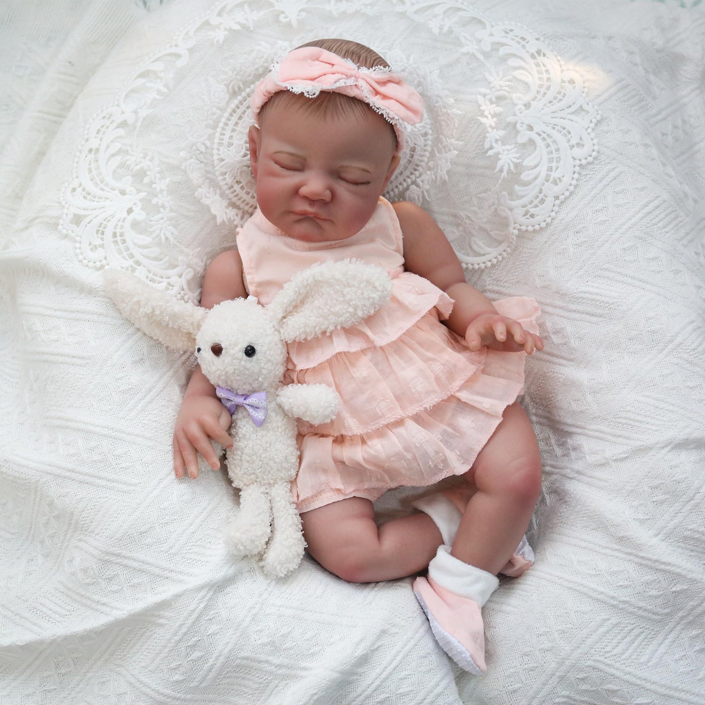 Wooroy Realistic Reborn Baby Dolls August - 20 Inch Lifelike Newborn Sleeping Girl Handmade Real Life Baby Dolls Reborn Toddler With Soft Weighted Cloth Body Gift Toy For Age 3+