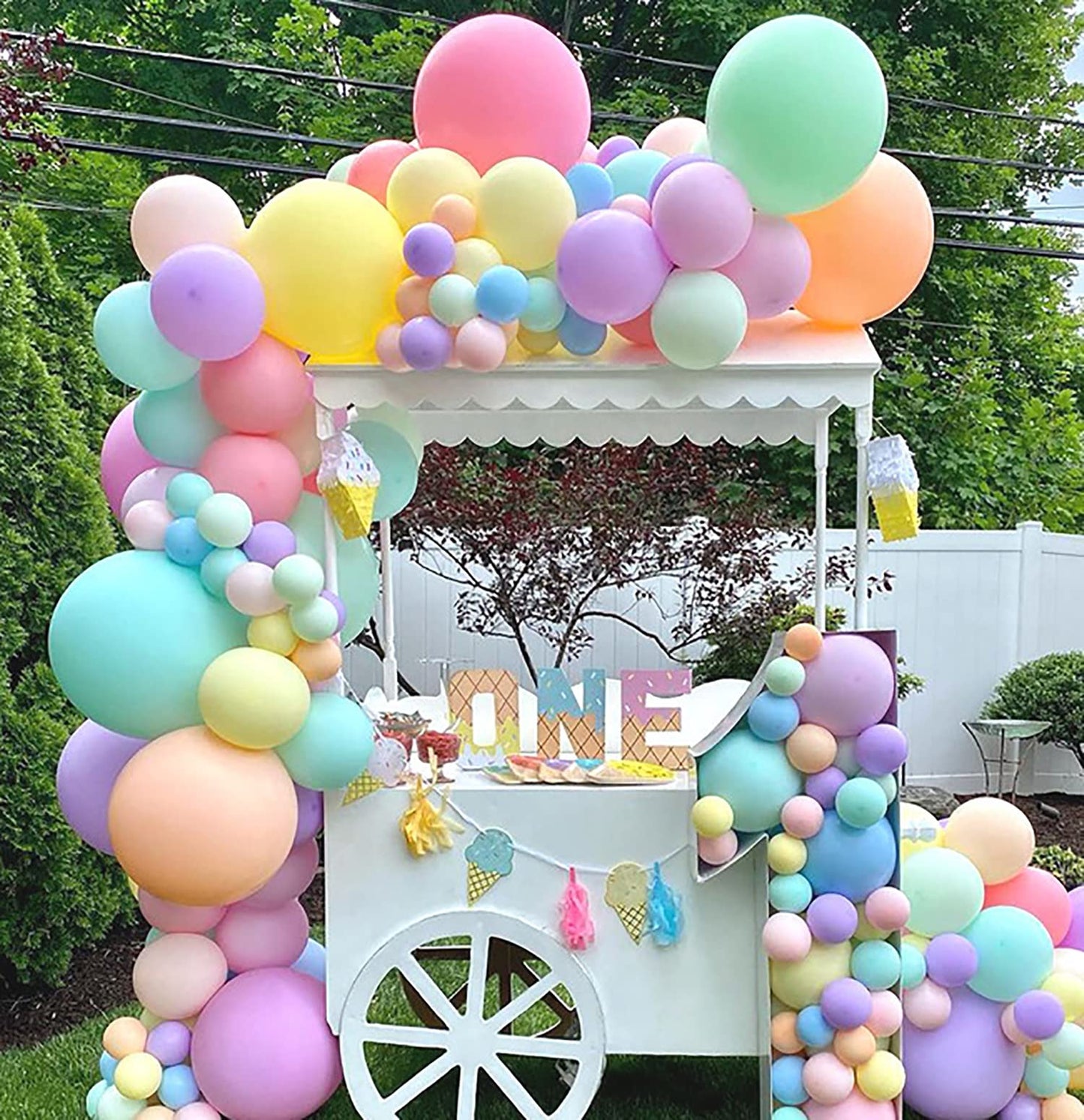 Kalor 18 Inch Pastel Green Balloons, 10Pcs Thick Latex Round Helium Balloons For Birthday Family Party Wedding Party Baby Shower Decoration Supplies