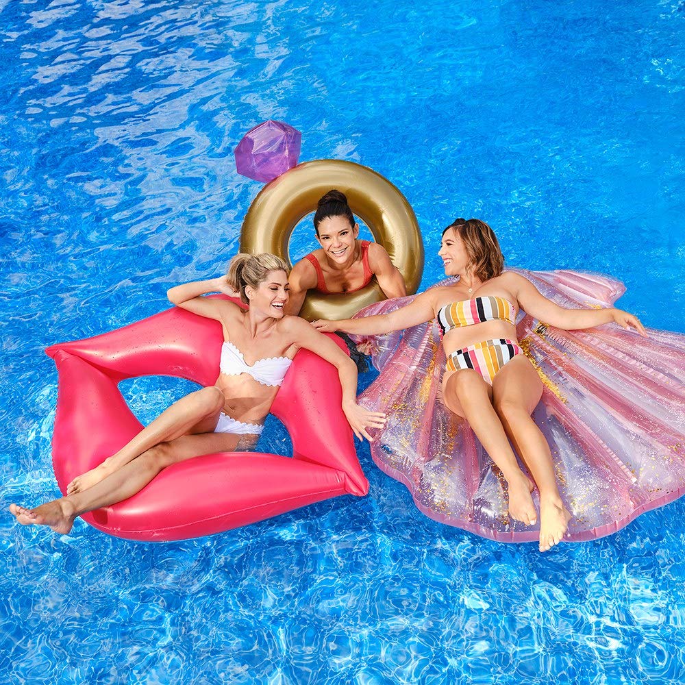 WEDDINGSTAR Giant Inflatable Pool Float Toy - Large Red Lips - Durable Polyvinyl Chloride