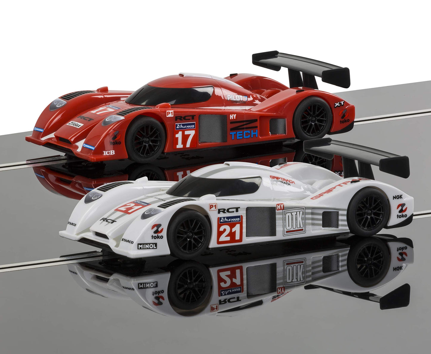 Scalextric C1368 Le Mans Sports Cars Set - Mains Power Slot Car Race Track Sets, 1:32 Scale Set, Electric Racing Toys For Adults Or Kids, Racetrack Games, Cars Gifts For Boys Or Girls Age 8+