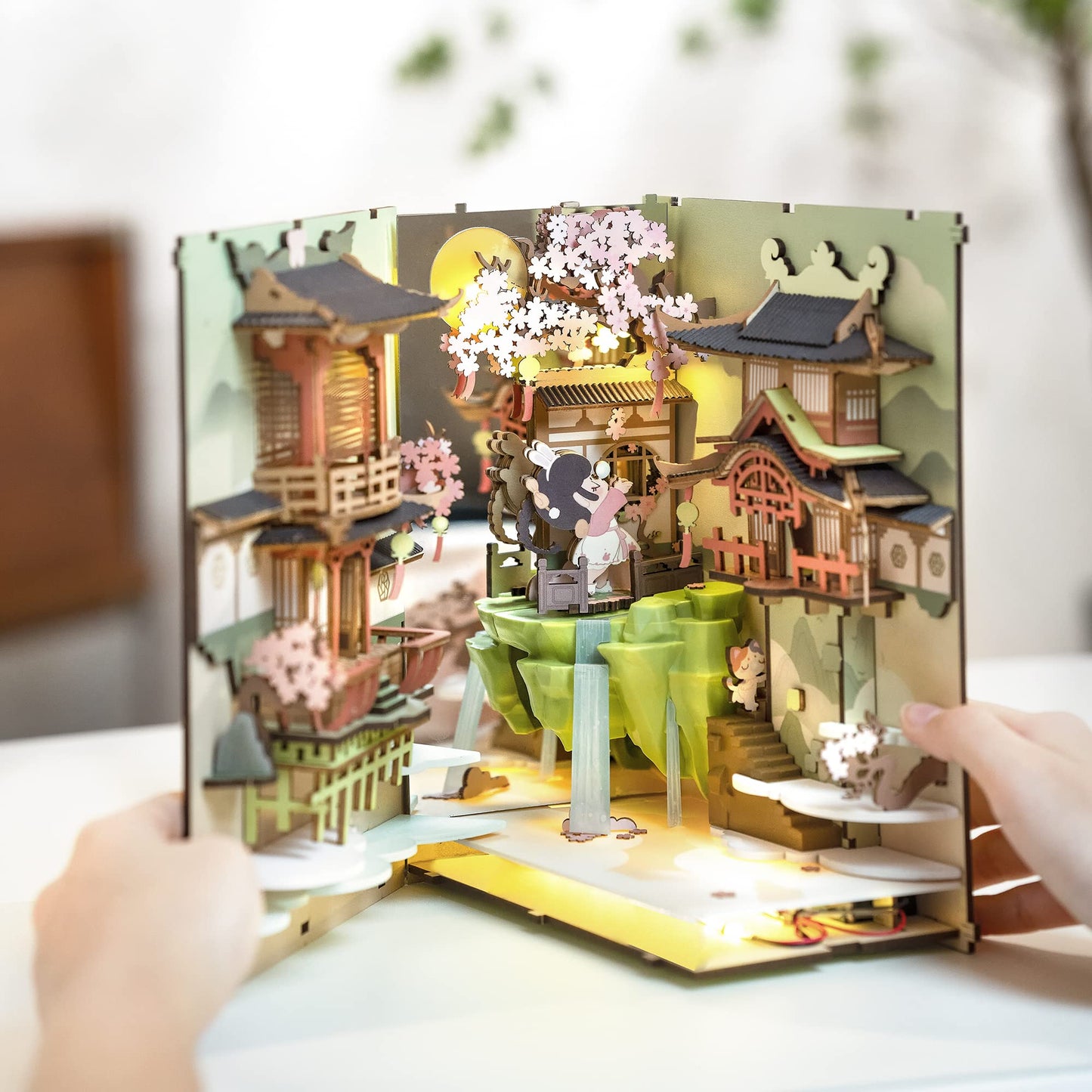 Rowood Book Nook Kits For Adults,3D Wooden Puzzle Bookend,Bookshelf Decor Insert Alley,Diy Miniature Booknook Model Craft Kits For Adults,Gifts With Led On Birthday Christmas(Falling Sakura)