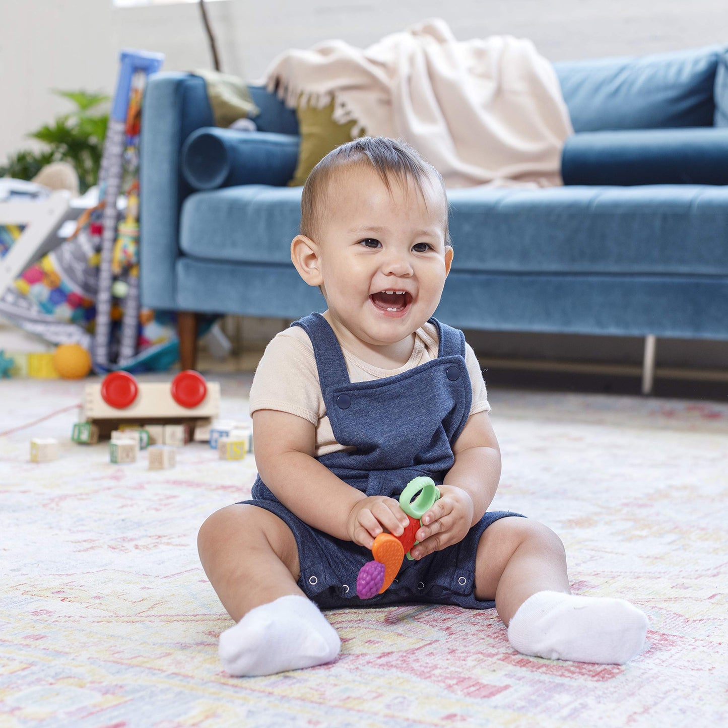 Infantino Lil' Nibbles Textured Silicone Teether -Sensory Exploration And Teething Relief With Easy To Hold Handles, Multicolor