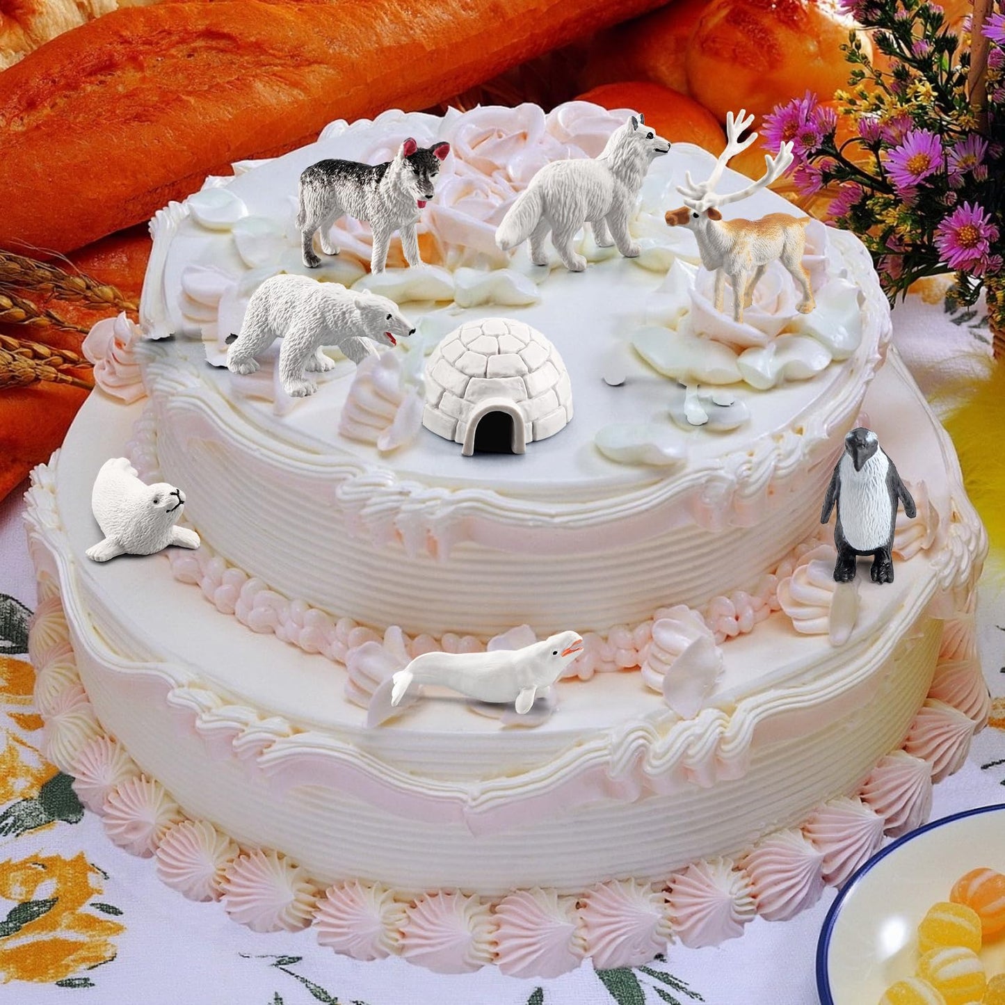 Bretoyin 10Pcs Mini Arctic Animals Toys Set Polar Animal Figurines Arctic Tundra Deer Toy Animal Small White Bear Arctic Fox Kid