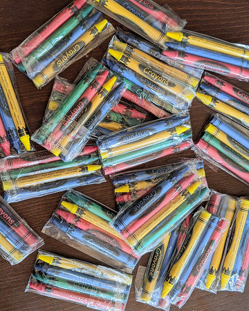 CrayonKing 500 Sets of 4-Pack in Cello (2,000 total bulk crayons) Restaurants, Party Favors, Birthdays, School Teachers & Kids C