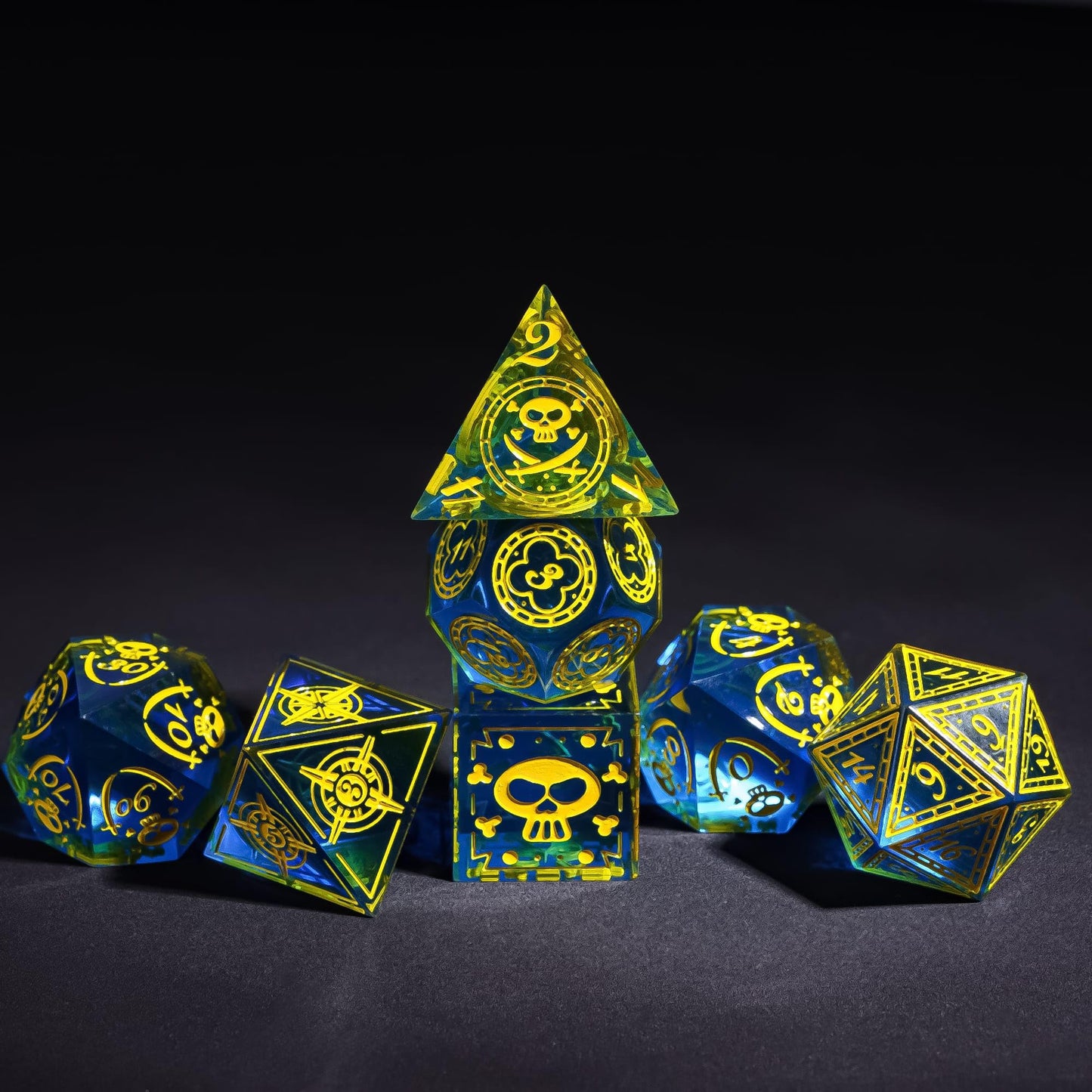 Cusdie 7-Piece Sharp Edges Dnd Dice Set With Pirate Design - Perfect For Tabletop Rpgs Board Games Gifting And Collecting(Blue W