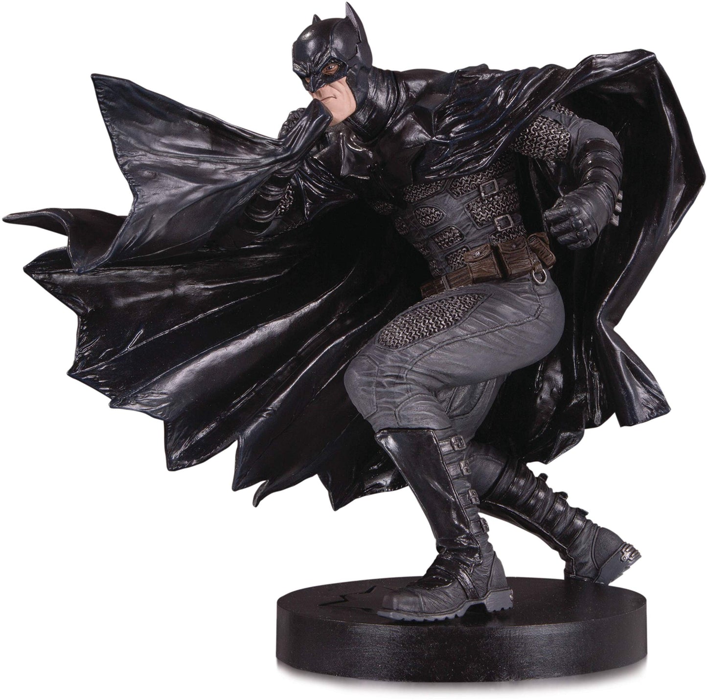 Dc Designer Series: Black Label Batman By Lee Bermejo Statue