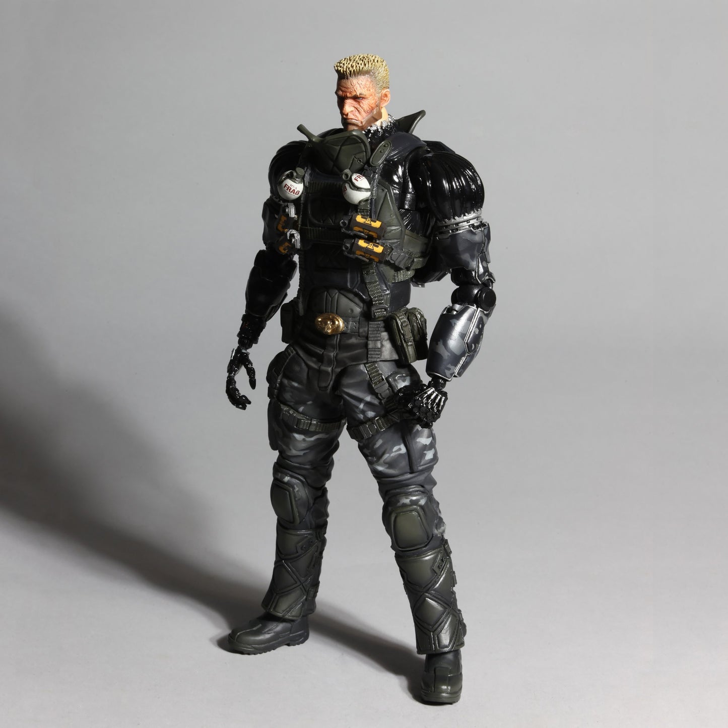 Square-Enix Square-Enixafgsqx081 Abysse Deus-Ex Play Arts Kai Lawrence Barrett Action Figure, Multicolor