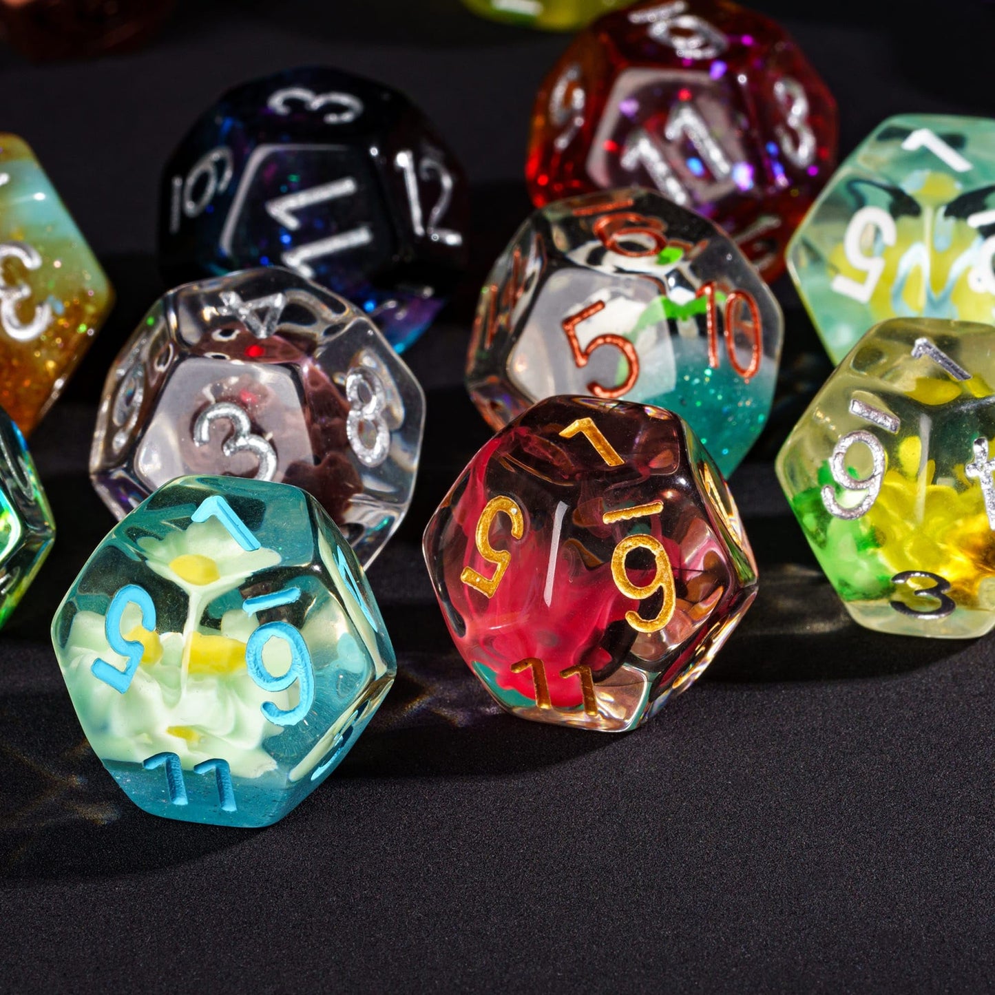 HDdais 10 Pack of D12 Dice Random Color D12 Polyhedral Dice Set, 12 Sided D&D Dice for DND RPG MTG Table Games Dungeons and Drag
