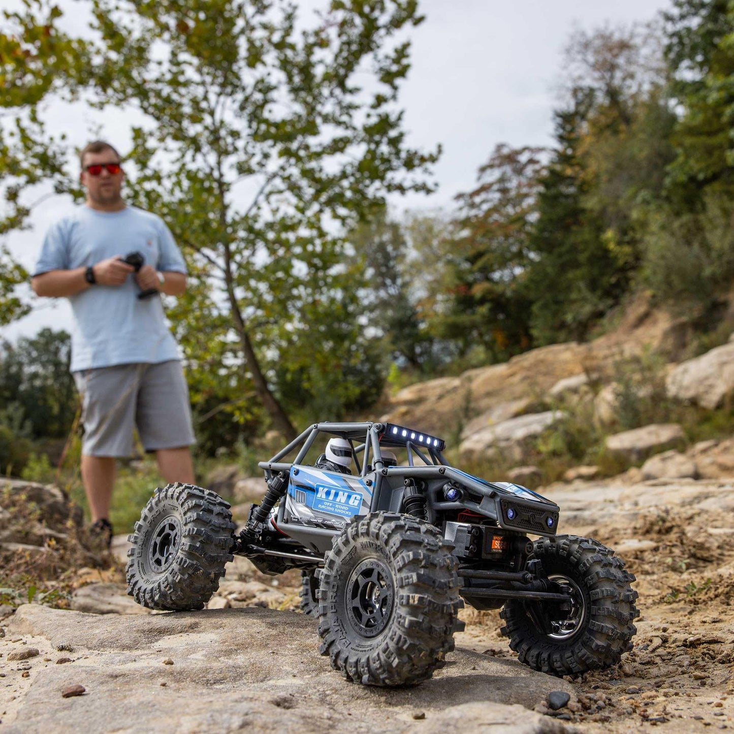 Axial Rc Truck Utb18 Capra 4Ws 1/18Th 4X4 Rtr (Comes With Everything Needed To Run), Blue, Axi-1750T1