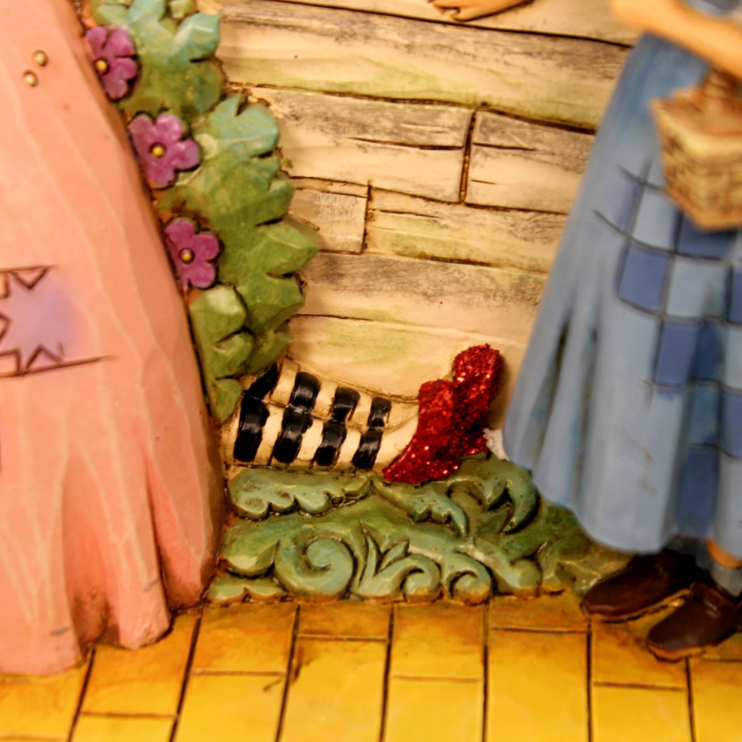 Jim Shore Wizard Of Oz Storybook Figurine