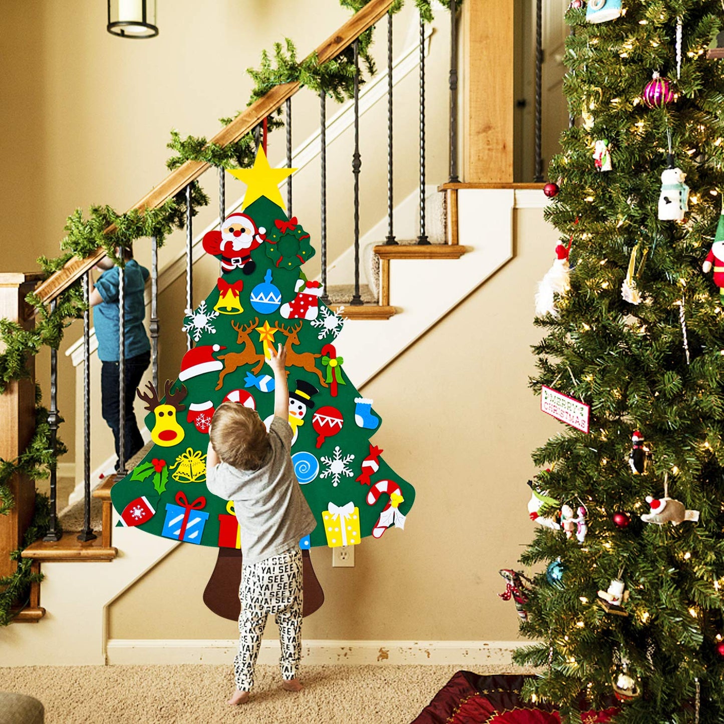 THAWAY DIY Felt Christmas Tree for Toddlers with 34 pcs Detachable Ornaments, Kids Door Wall Hanging Xmas Gifts Christmas Decora