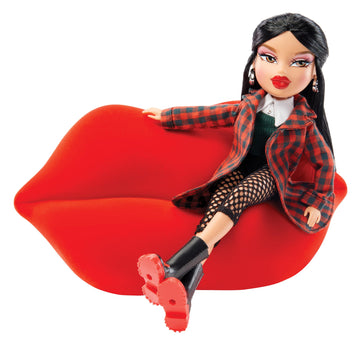 Bratz Funky Fashion Furniture Lip Couch Playset & Display, Fits 2 Dolls