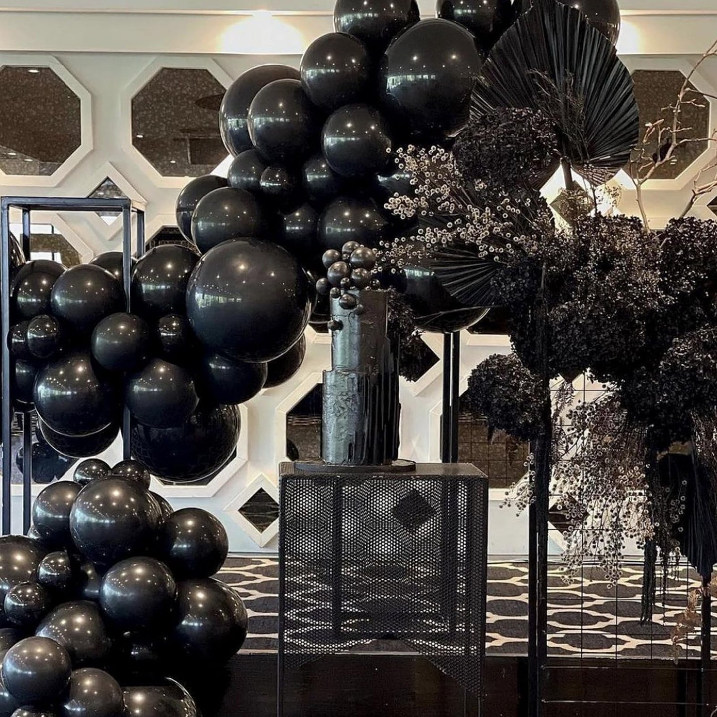 Partywoo Black Balloons, 127 Pcs Matte Black Balloons Different Sizes Pack Of 36 Inch 18 Inch 12 Inch 10 Inch 5 Inch Black Balloons For Balloon Garland Or Balloon Arch As Party Decorations, Black-Y18