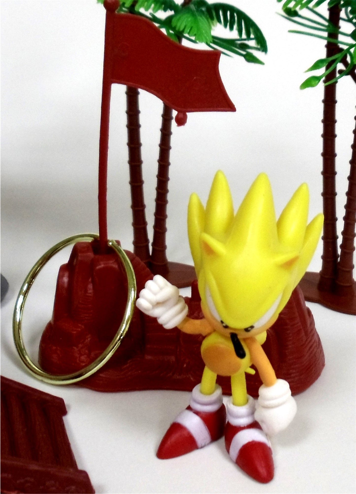 Sonic 18 Piece Play Set Featuring Random Sonic Figures And Accessories - May Include Super Sonic, Amy Rose, Miles, Tails Prower,