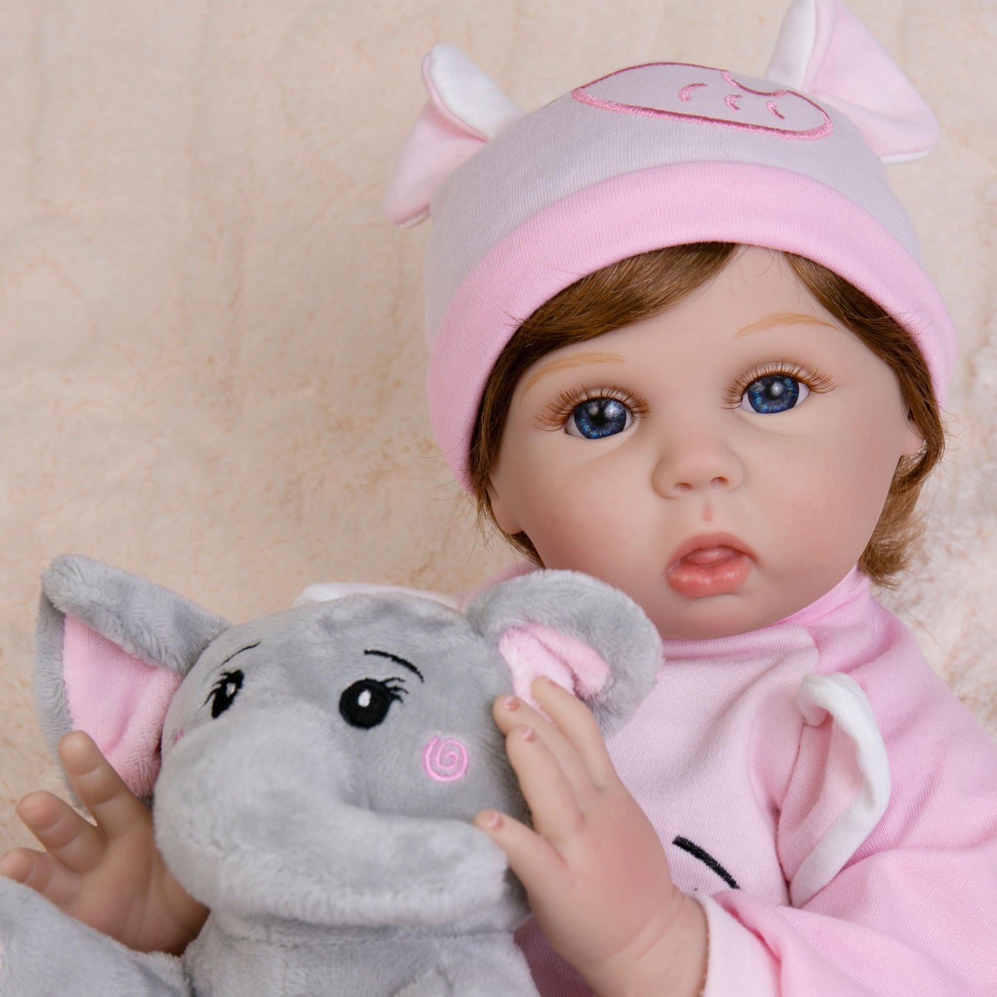 Ekokiz Reborn Baby Dolls, 22-Inch Realistic Newborn Baby Doll Soft Cloth Body Lifelike Baby Dolls Complete With Clothes And Toy