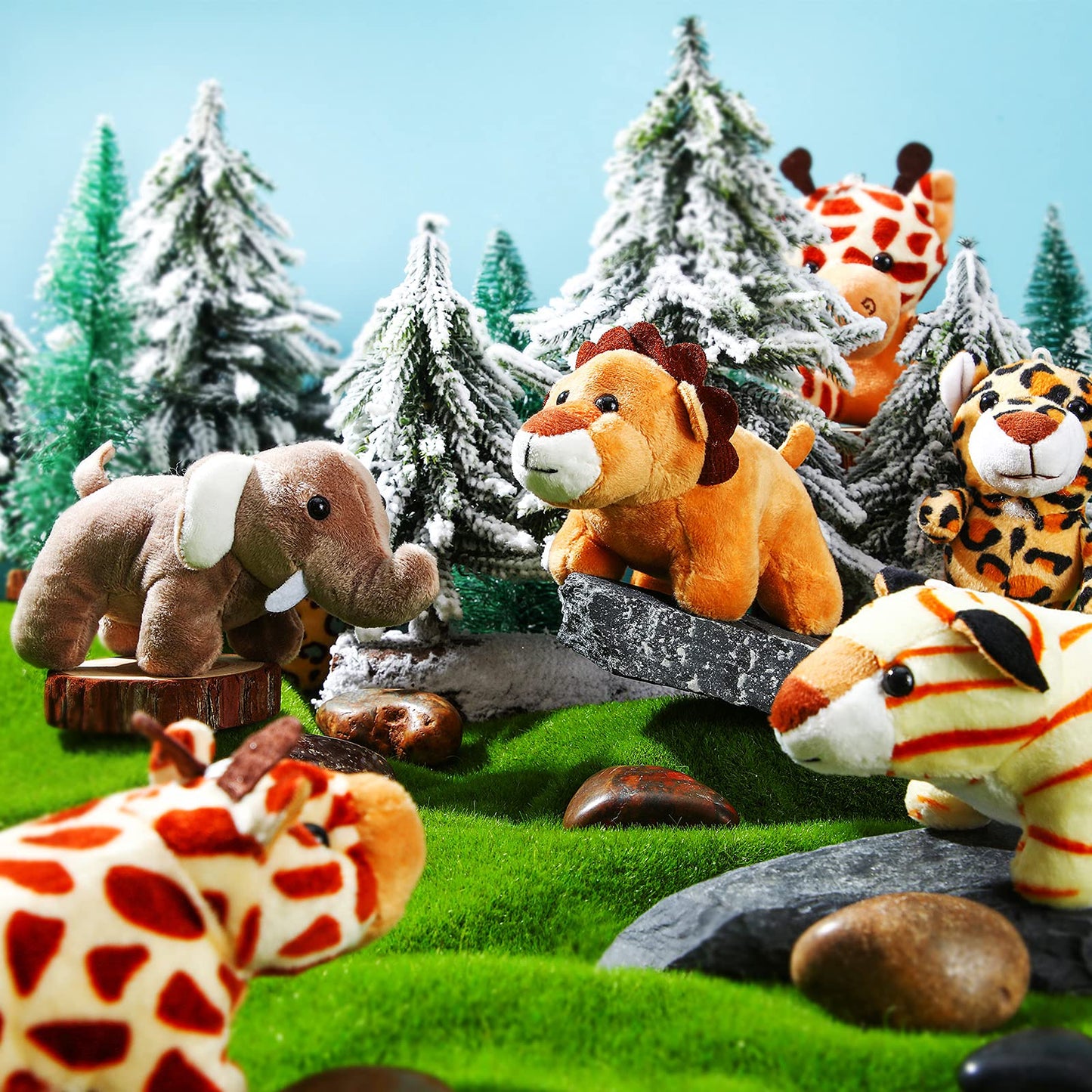 18 Pieces Small Safari Stuffed Animals 4.8 Inch Mini Jungle Animal Plush Toys Cute Zoo Stuffed Small Plush Set For Themed Parties Teacher Student Award(Stylish Style)