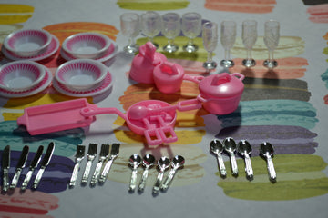 Gloria Dollhouse Furniture- Accessories Plate Glasses Spoon Set
