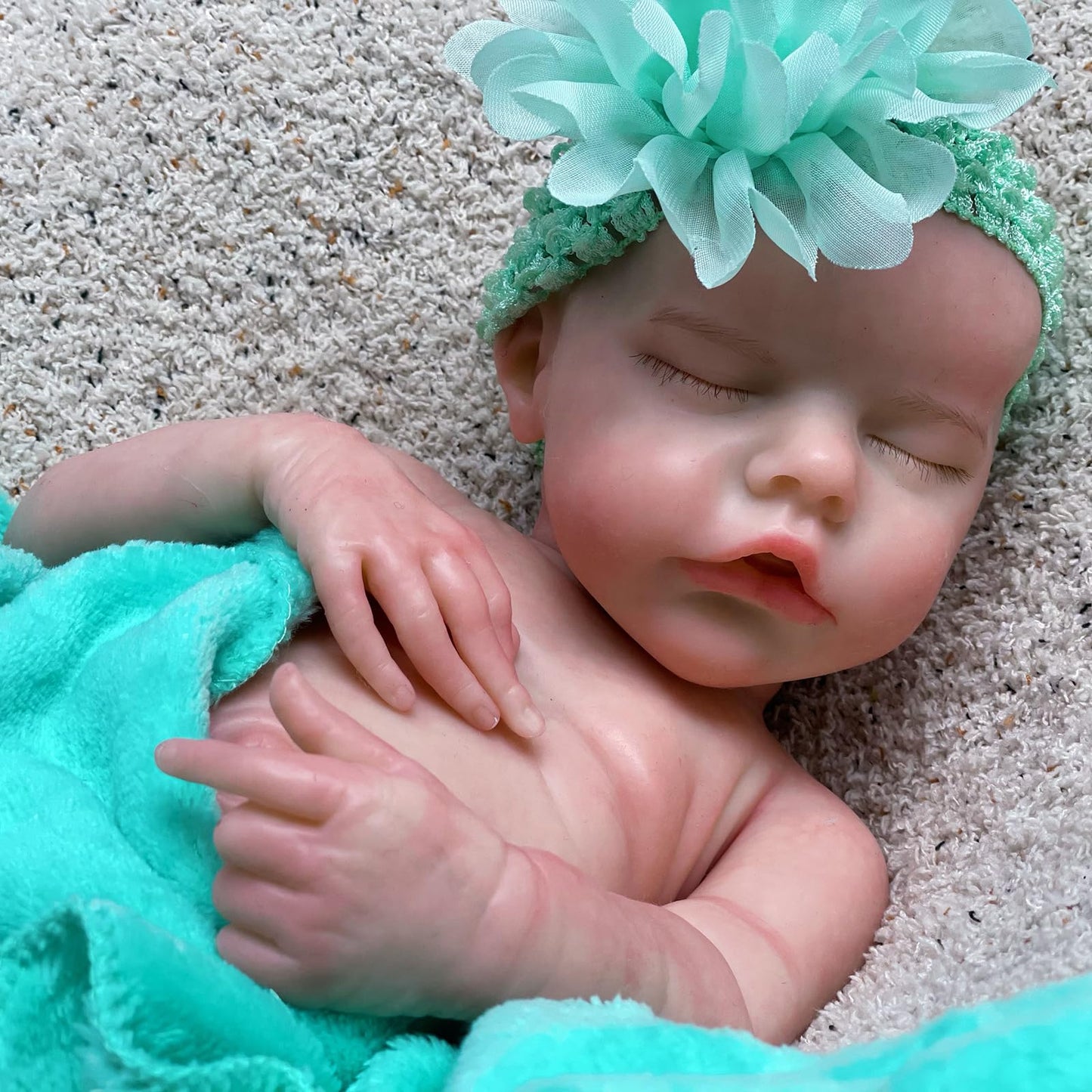OtardDolls Realistic 18 Inch Reborn Baby Dolls - Soft Full Silicone, Girl, Washable, Includes Clothes and Bottles