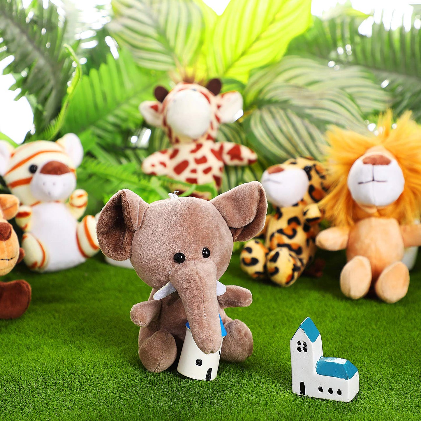 Sumind 12 Pieces Valentine'S Day Mini Stuffed Forest Animals Jungle Animal Plush Toys 4.8 Inch Cute Plush Elephant Lion Giraffe Tiger Plush For Animal Themed Parties Achievement(Sitting, Standing)