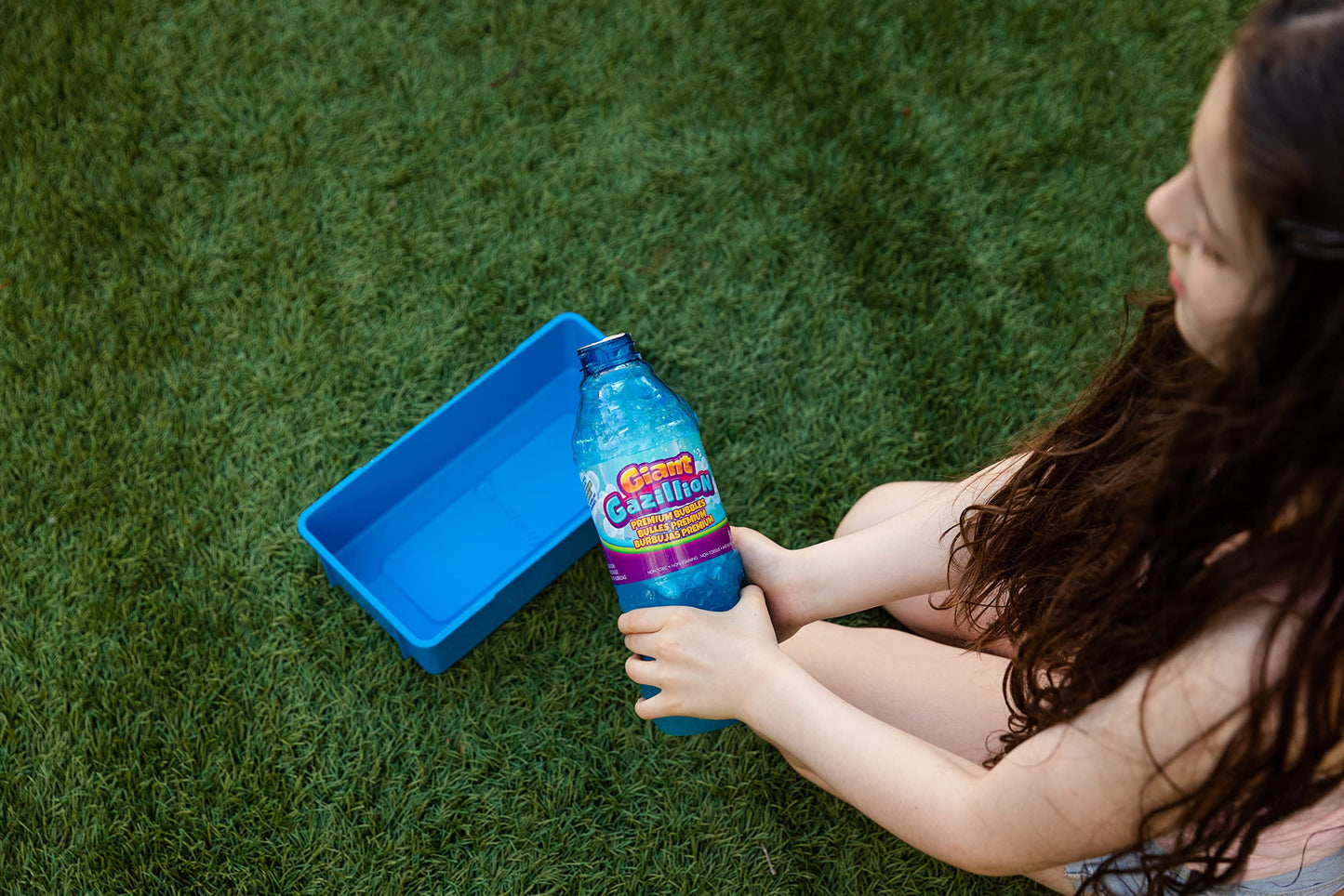Gazillion Giant Premium Big Bubble Loop Create Gigantic Bubbles Party Bag Filler Wave The Wand To Create The Biggest Bubbles Ever Includes Non-Toxic 16Oz Solution Outdoor Toys & Gifts For Kids Aged 3+