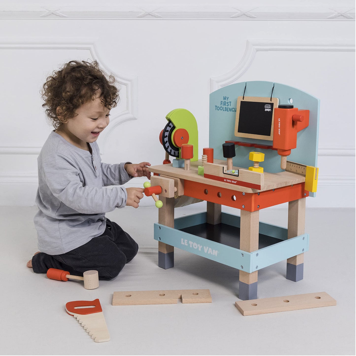 Le Toy Van My First Tool Bench (TV448), Medium