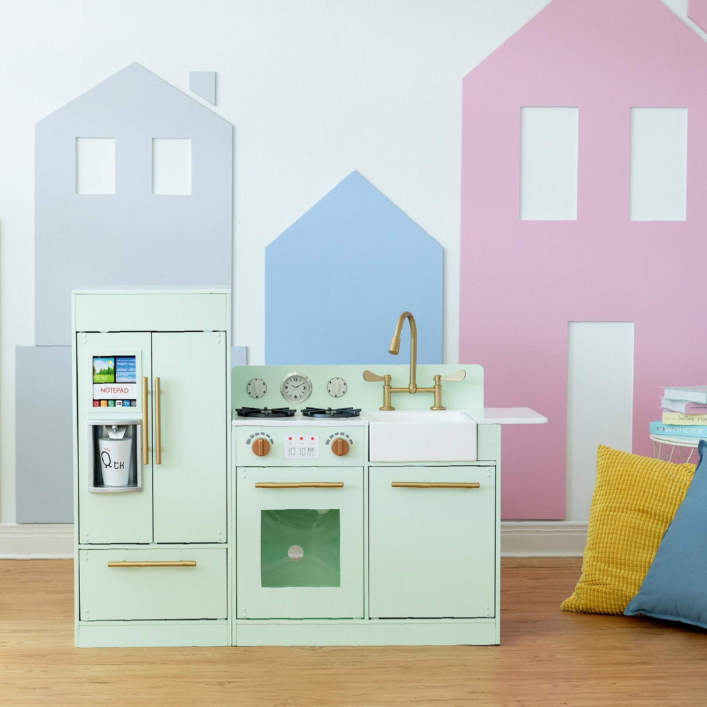 Teamson Kids Little Chef Charlotte Kids Play Kitchen, Wooden Kitchen Playset for Toddlers with Accessories, Pretend Ice Maker, M