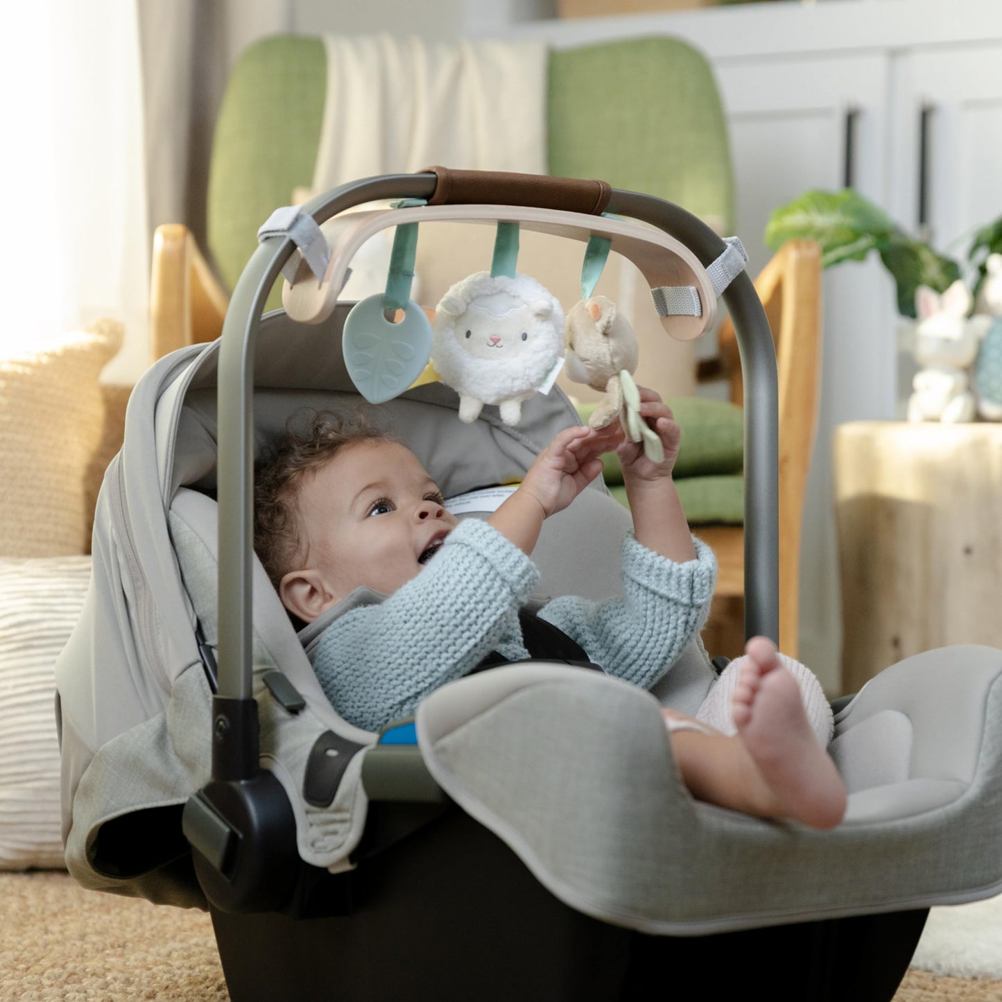 Ingenuity Soothing Essentials Wood Carrier Toy Bar, Montesorri-Inspired, 3 Removable Toys, for Ages 0-12 Months