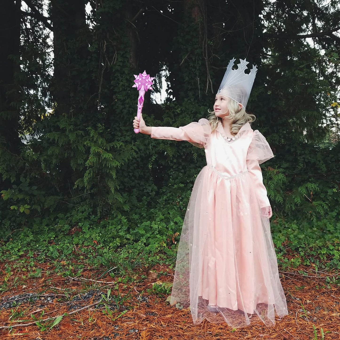 Light Up Frozen Snowflake Wands With Sound(Motion Sensitive) Magic Toy For Kids Girls Princess Party Favors Costume Cosplay Acce
