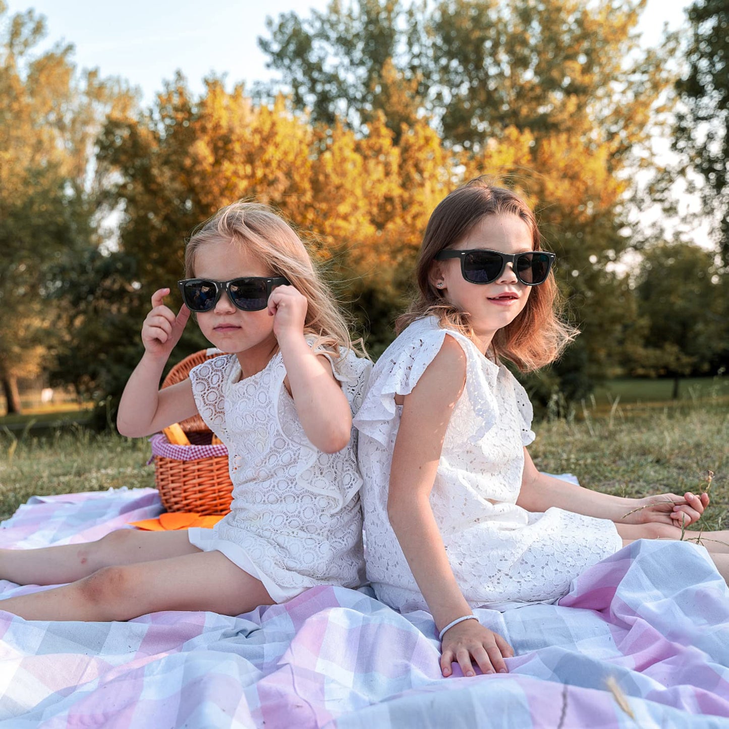 Miahart 24 Pack Kids Sunglasses Party Glasses Bulk Goody Bag Fillers For Boys And Girls Birthday Party Summer Party Supplies, Bl
