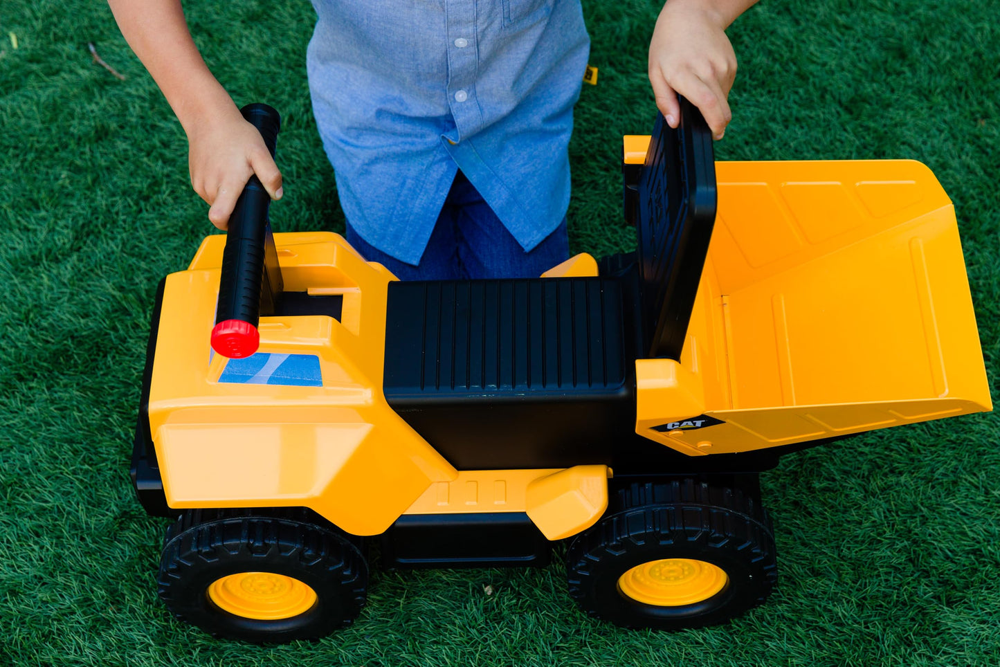 Cat Construction Toys, Play And Ride Dump Truck, 2-In-1 Foot-To-Floor Rideable Toy Vehicle With Lights & Sounds, For Kids And To