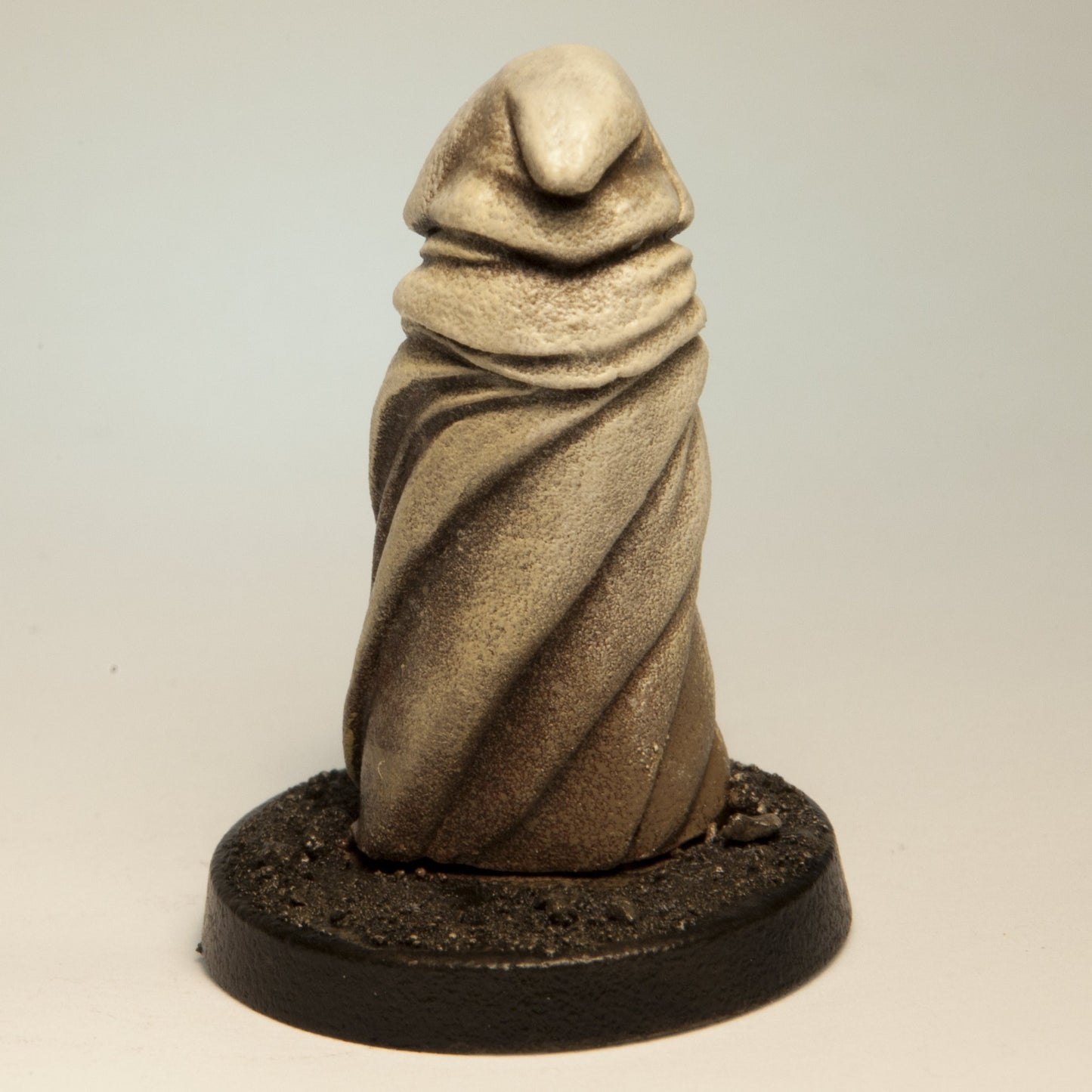 Stonehaven Cloaked Human Miniature Figure (For 28Mm Scale Table Top War Games) - Made In Us