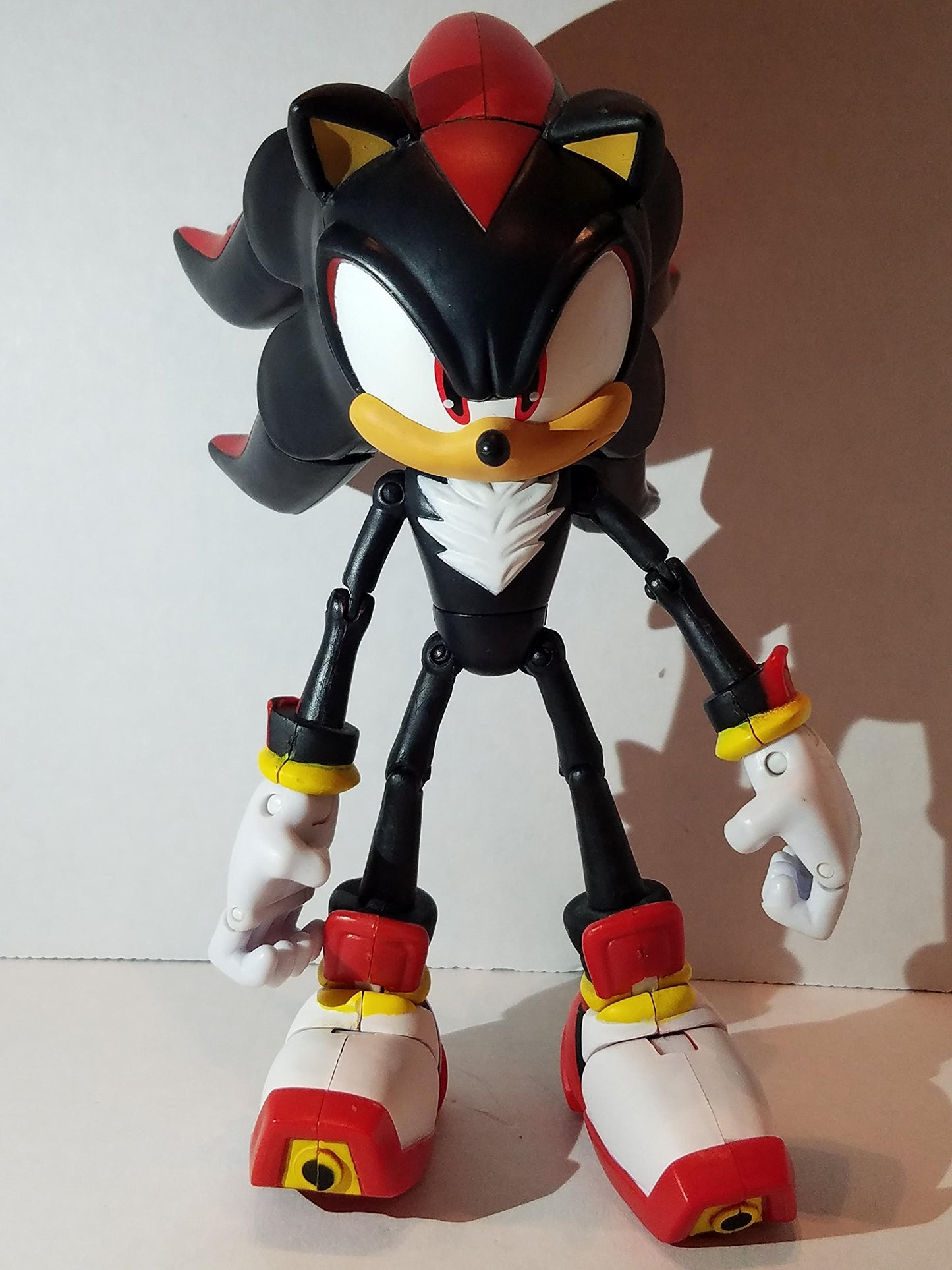 Sonic The Hedgehog: Shadow The Hedgehog 6' Super Posers Action Figure