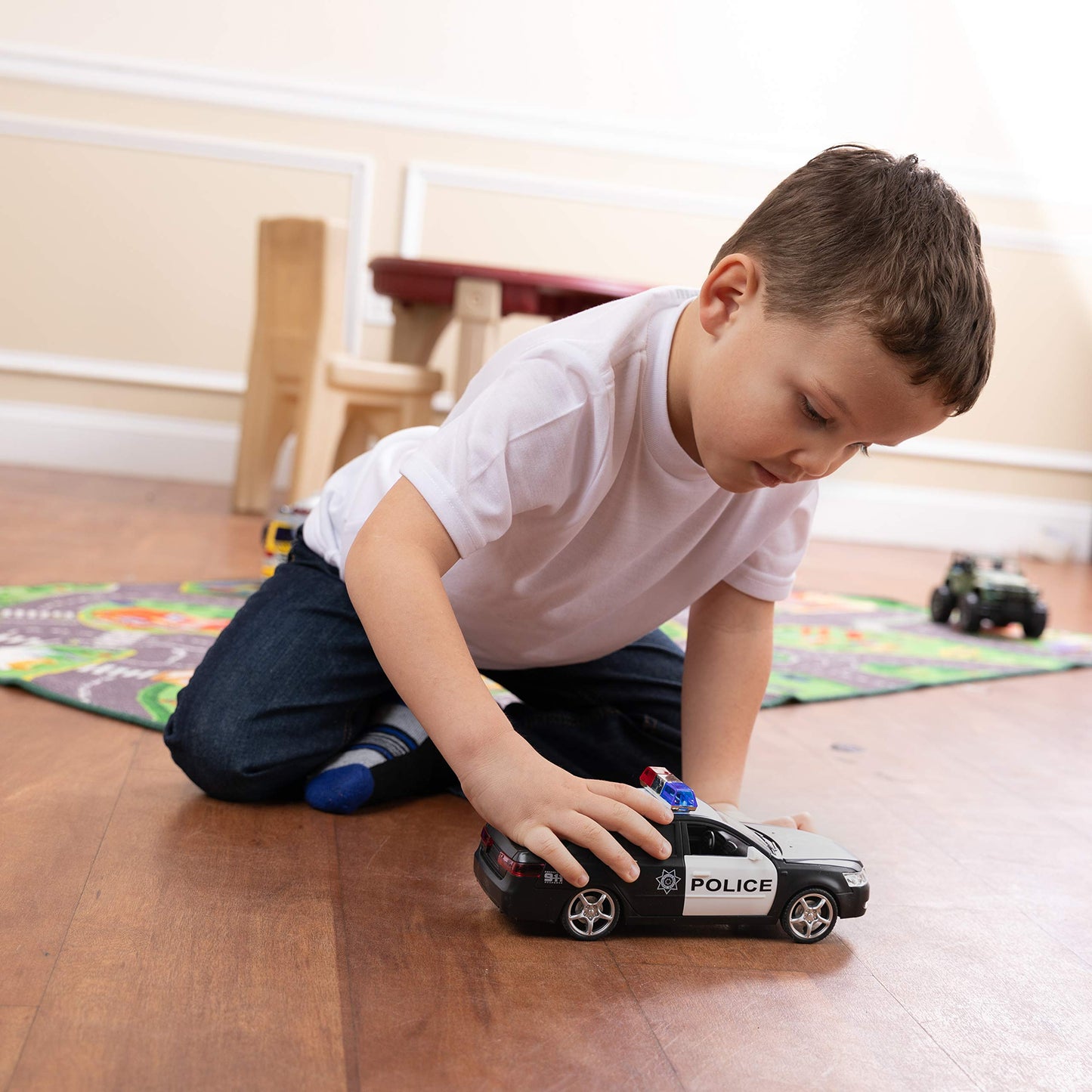 Toy To Enjoy Friction Powered Police Car With Light & Sounds - Heavy Duty Plastic Vehicle Toy For Kids & Children - Openable Doo