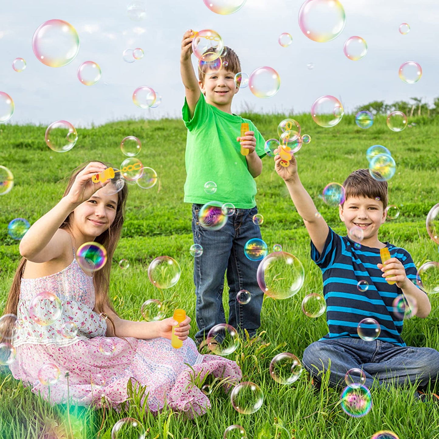 Bubbles For Kids Rubber Duck Toy Party Favors 24 Pcs Outdoor Bubble Wands Birthday Party Gift Bath Toy Rubber Duck Pool Toy Rubber Duck