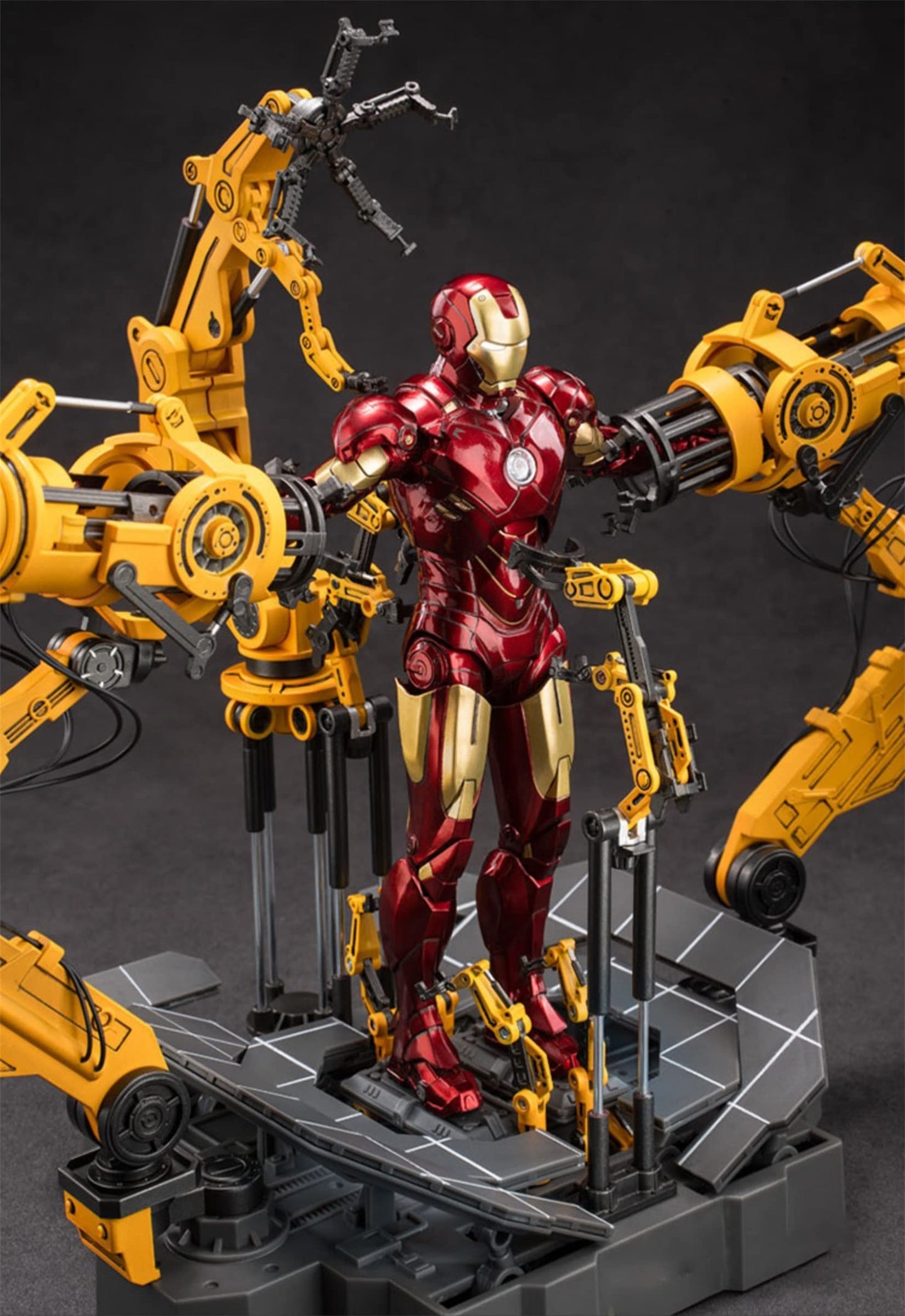Banobi Mk4Ironman(1/10 Scale) Suit Up Gantry With Lots Of Accessories,7 Inch Exquisite Painting Collectible Action Figure,Light