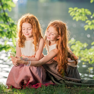 Otuuz 48 Pcs Valentine's Day Kids Friendship Bracelet Set Adjustable Beads Bracelets Cute Friendship Princess Pretend Play Brace