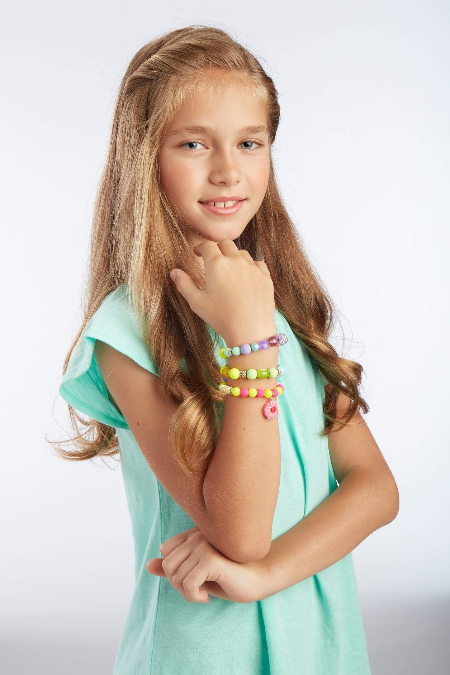 Modern Wonder 142-piece Candy Colored Bracelet Making Craft Kit