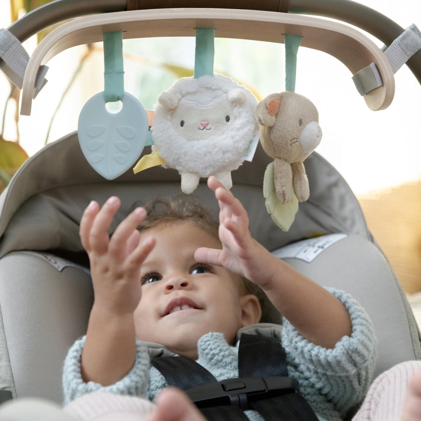 Ingenuity Soothing Essentials Wood Carrier Toy Bar, Montesorri-Inspired, 3 Removable Toys, for Ages 0-12 Months