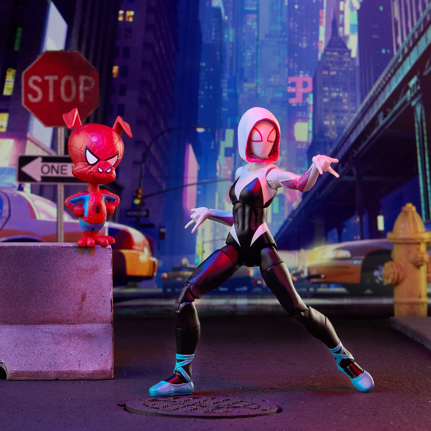Spider-Man Hasbro Marvel Legends Series Into The Spider-Verse Gwen Stacy 6-Inch Collectible Action Figure Toy, With Spider-Ham Mini-Figure