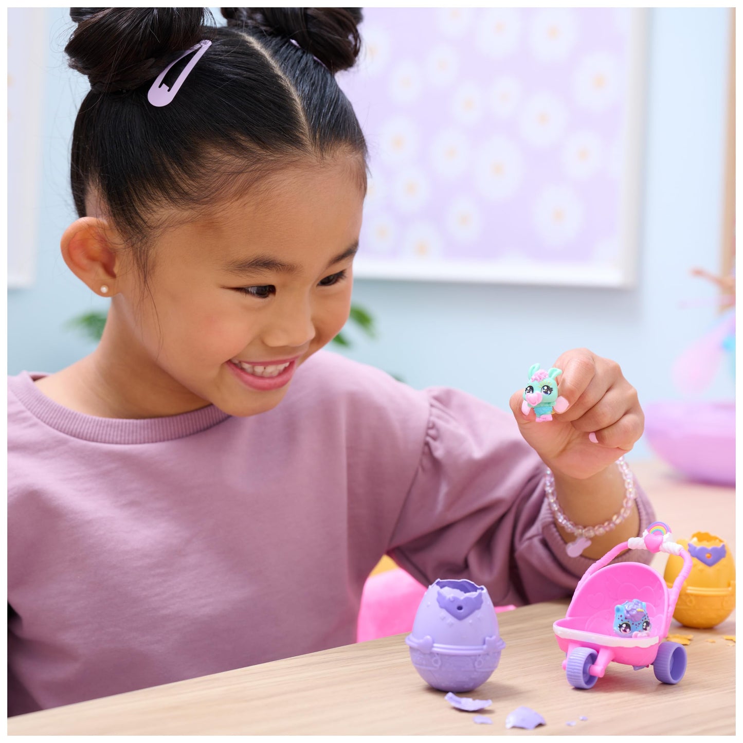 Hatchimals Alive Playset - Hatch N’ Stroll with Stroller, 2 Mini Figures, Plastic, Ages 3+, Model 6067741