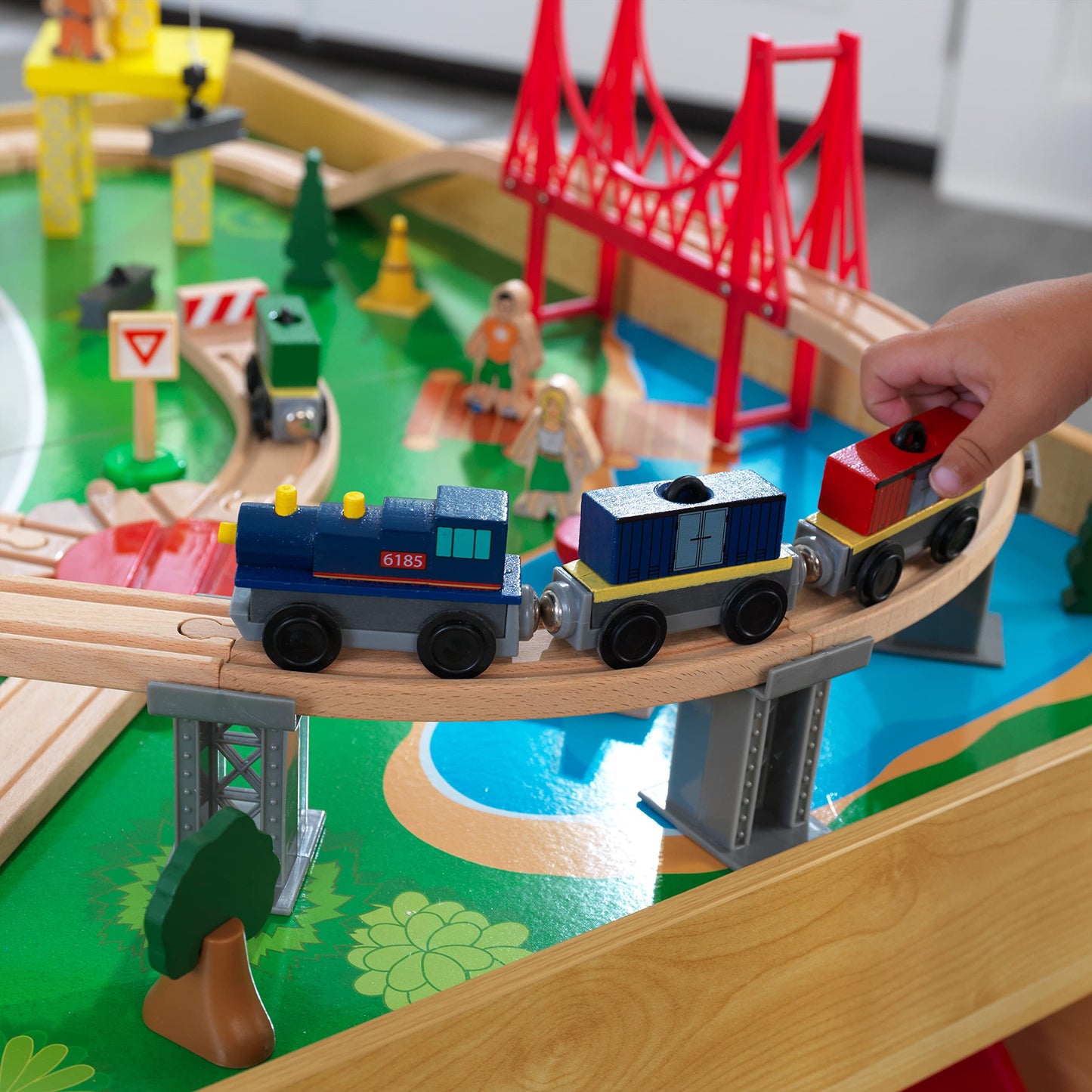 Kidkraft 17850 Waterfall Mountain Wooden Train Set & Table With 120 Pieces, 3 Storage Bins