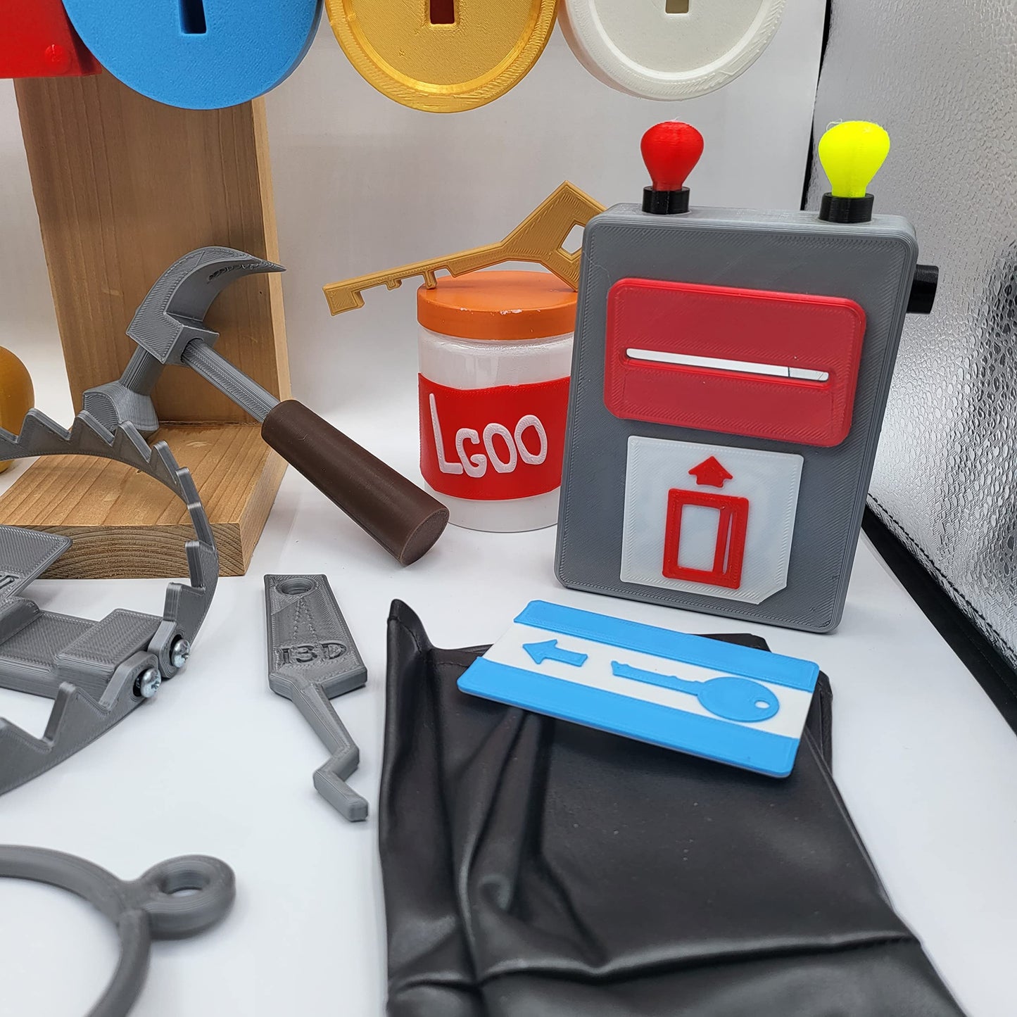 Hello Neighbor Toy Set - Complete Collection 3D Printed |Locks Keys Pretend Play| Made In Usa - Fan Inspired