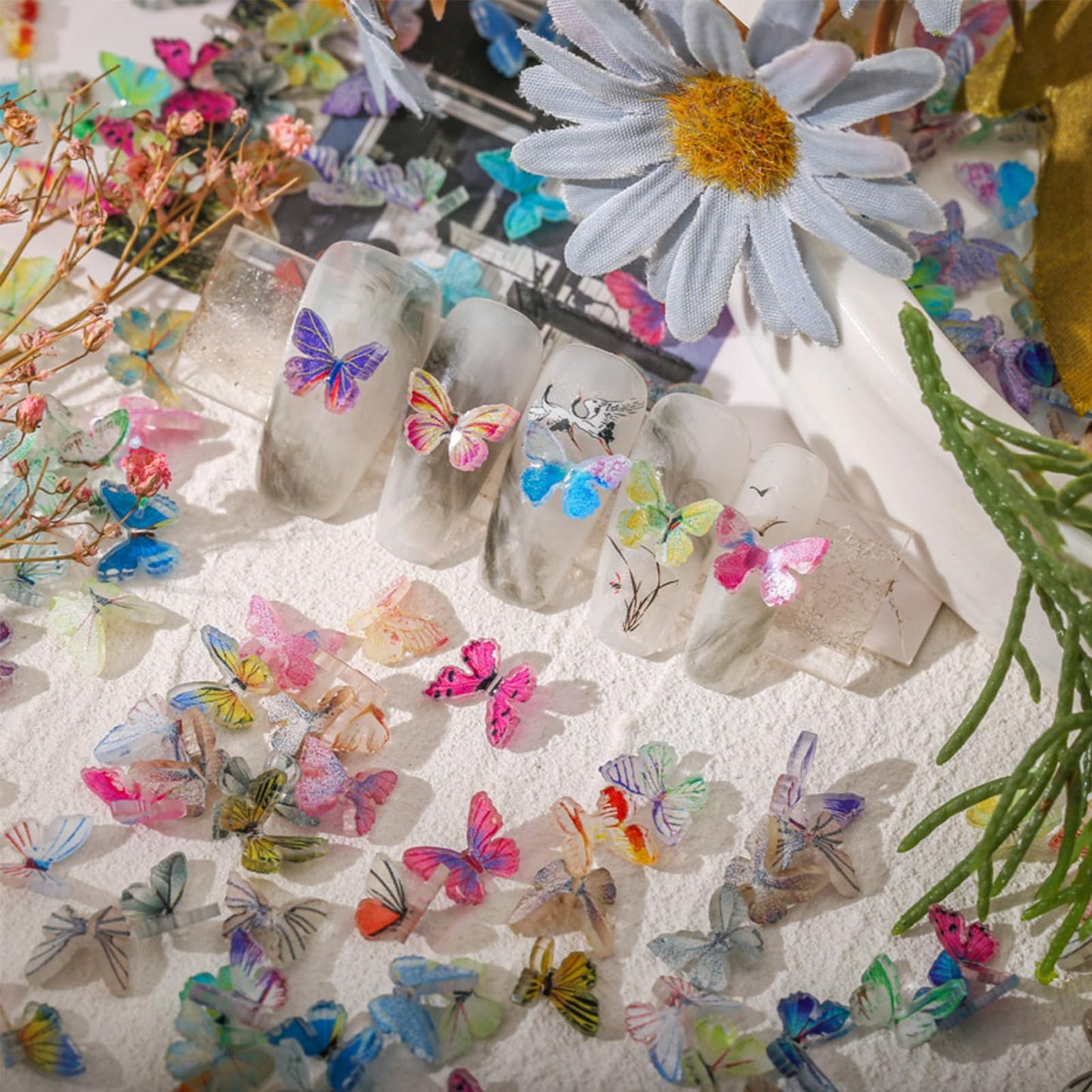 100 PCS Micro Resin Butterflies,Crafts Miniature Tiny Butterflies Two Styles Mixed Mini Micro Landscaping Decoration US213