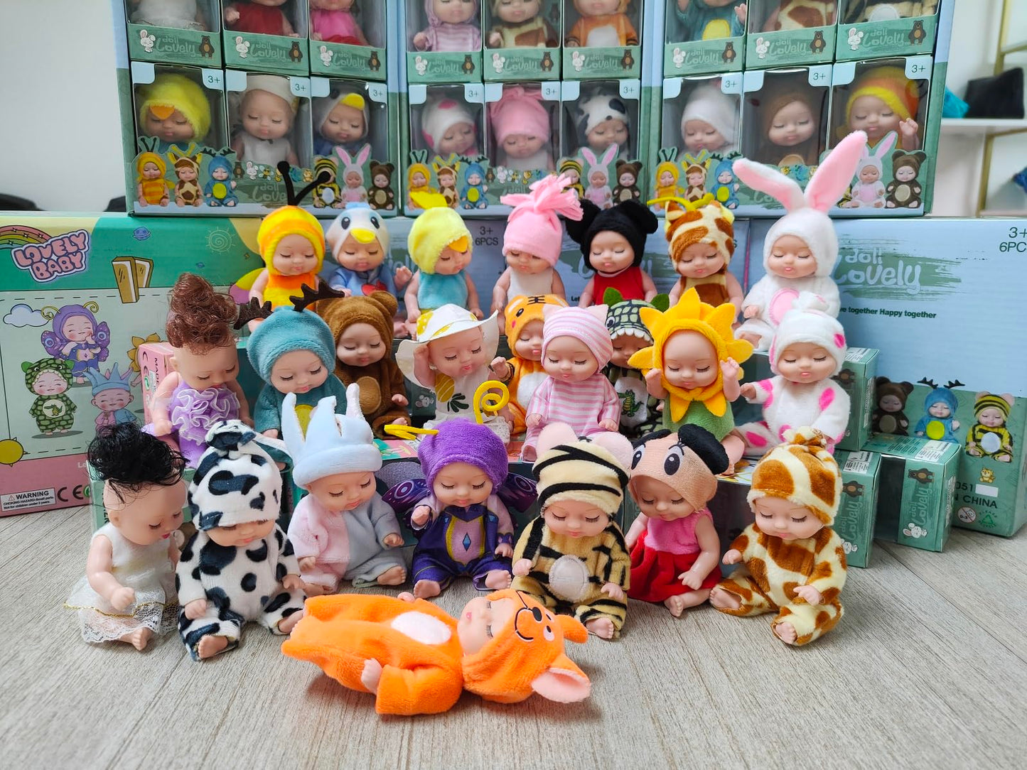 Niliswiest Mini Rebirth Doll, Gift Box Miniature Doll, Toys For Kids Over 3 Years Old (Style C)
