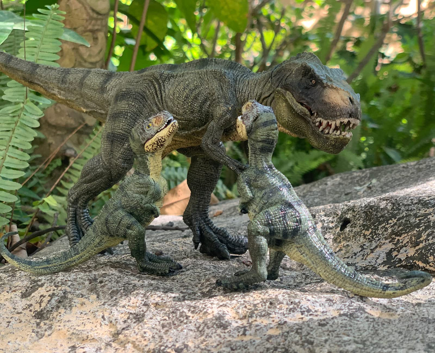 Gemini&Genius 3-Piece Dinosaur Set With T-Rex & Cubs, Action Figures, Moveable Jaw, Cake Topper, Party Gift For Kids 3-12 Years Old