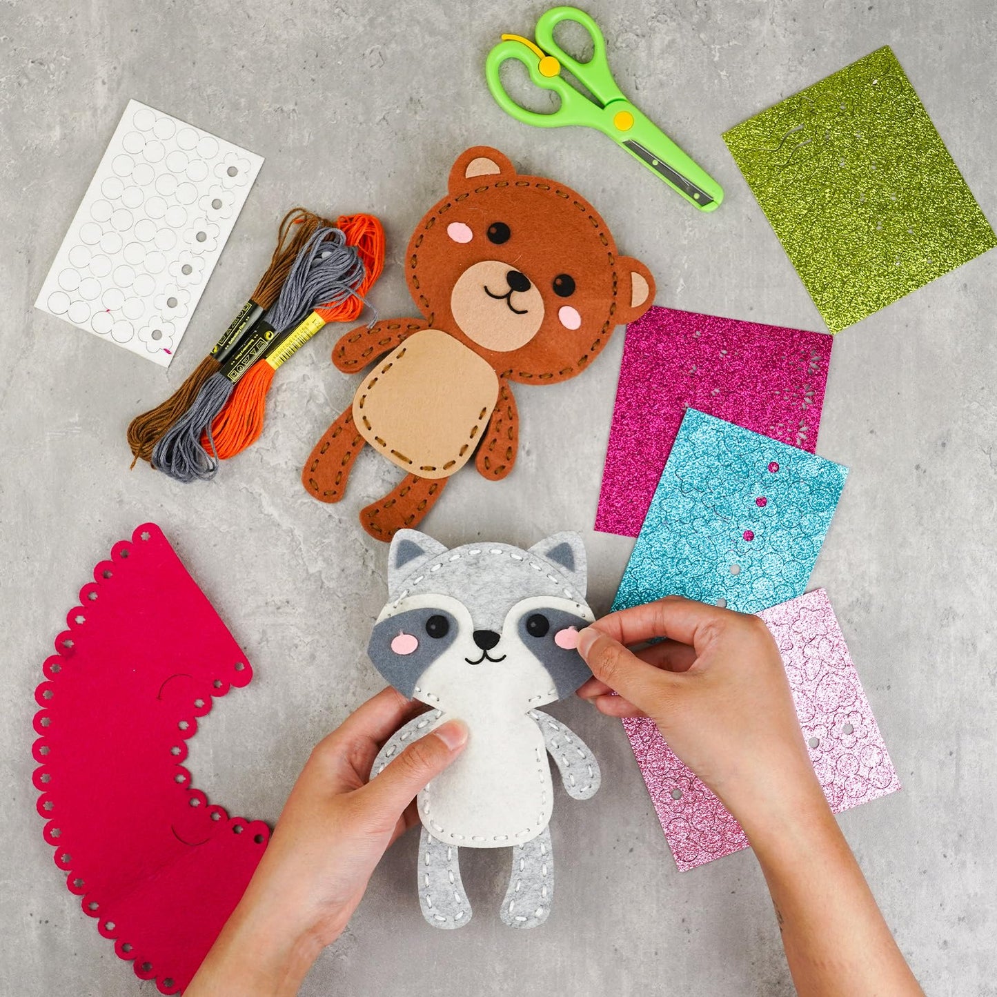 Cymbana Kid Sewing Craft Kit - Make 5 Felt Animal Friends - Panda, Fox, Bunny, Raccoon, Bear - Beginner Friendly, Model FRWW-05