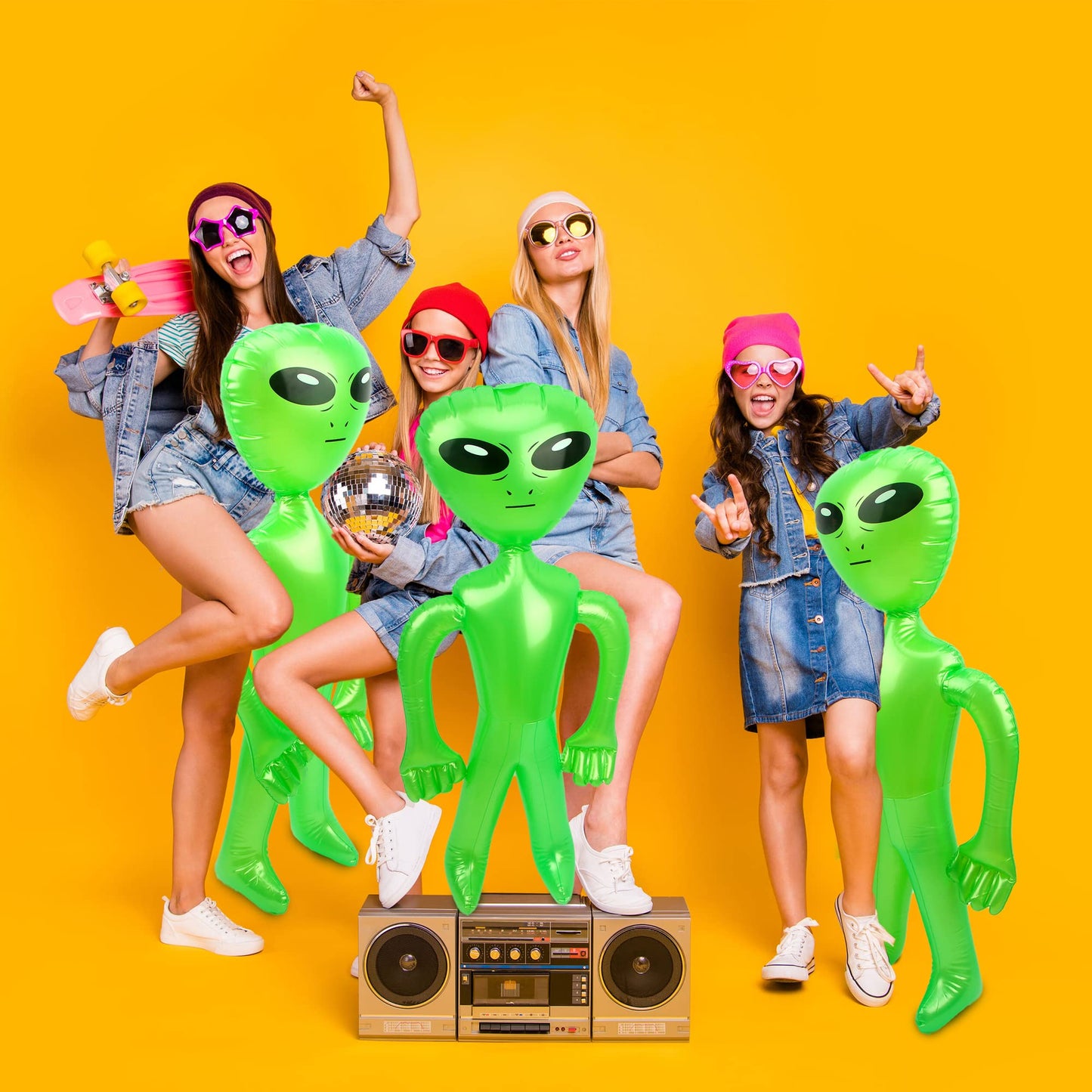 Cotiny 6 Pack Jumbo Inflatable Alien Inflatable Figures Inflate Alien Toys For Birthday Party Favors Alien Theme Halloween Party Decorations (Green)